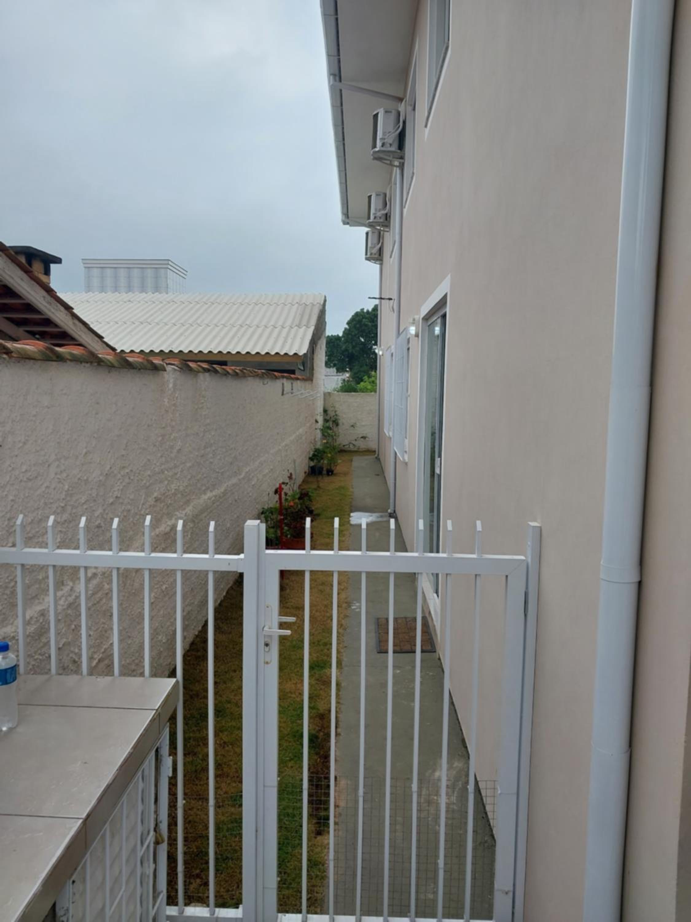 Apartamento Praia da Pinheira, 500m do mar.