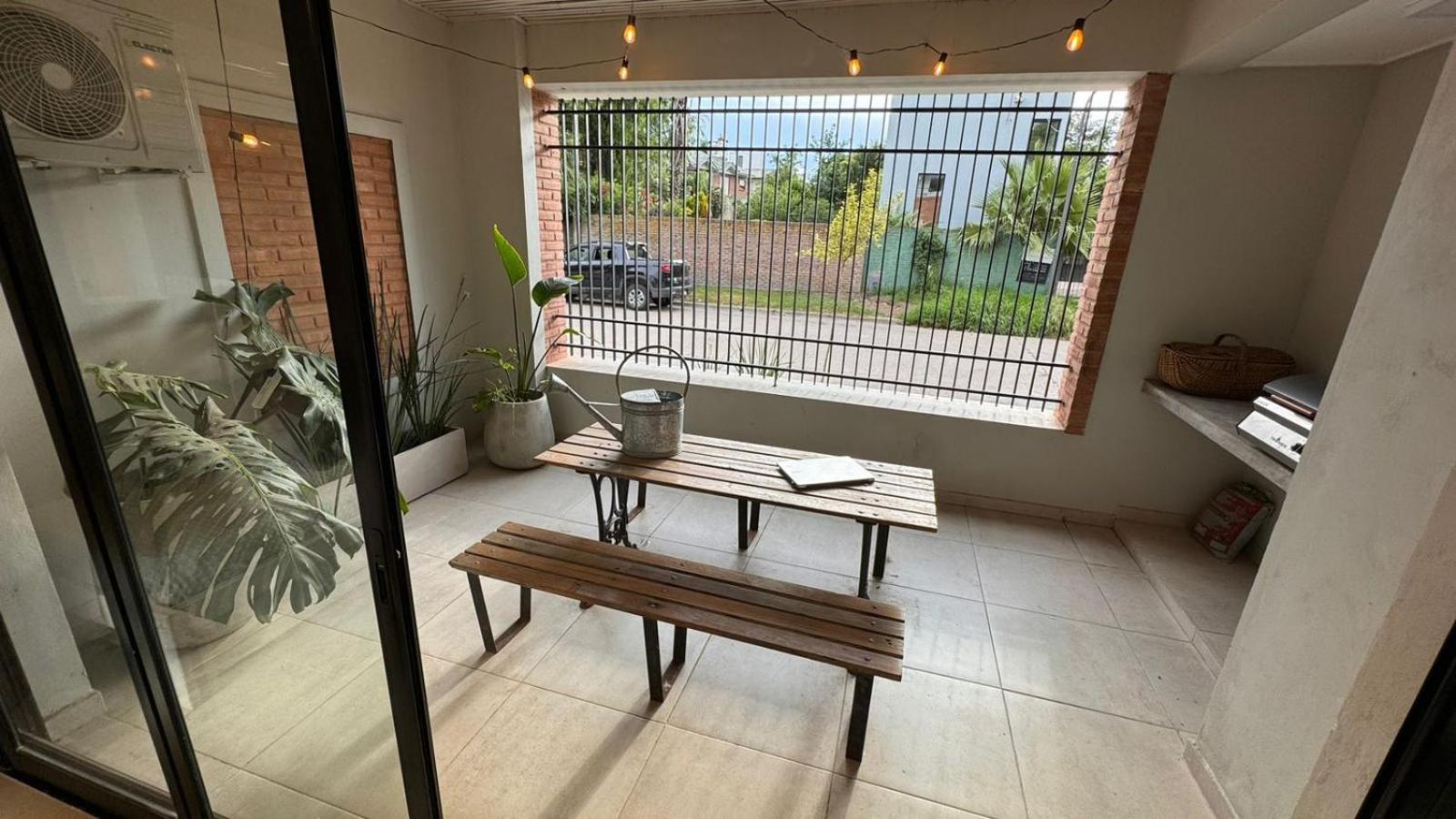 Casita moderna, equipada y excelente ubicación