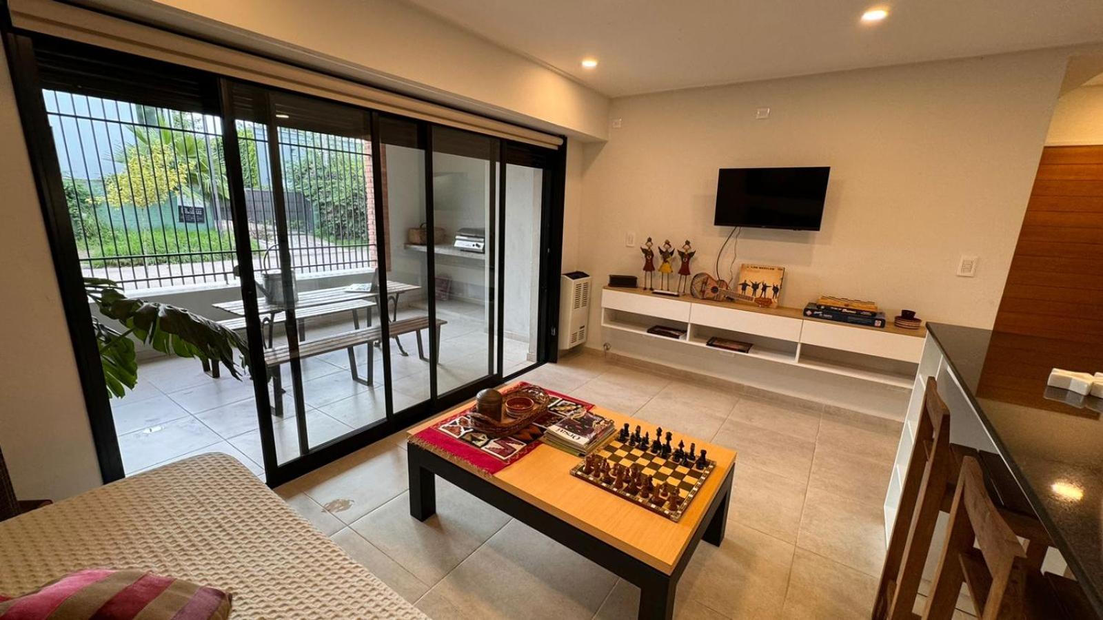 Casita moderna, equipada y excelente ubicación