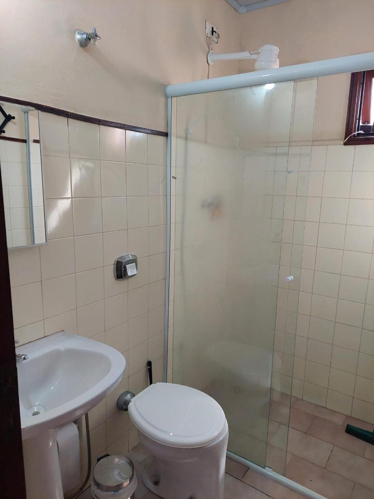 Apartamento em Ubatuba com ar condicionado no Itaguá