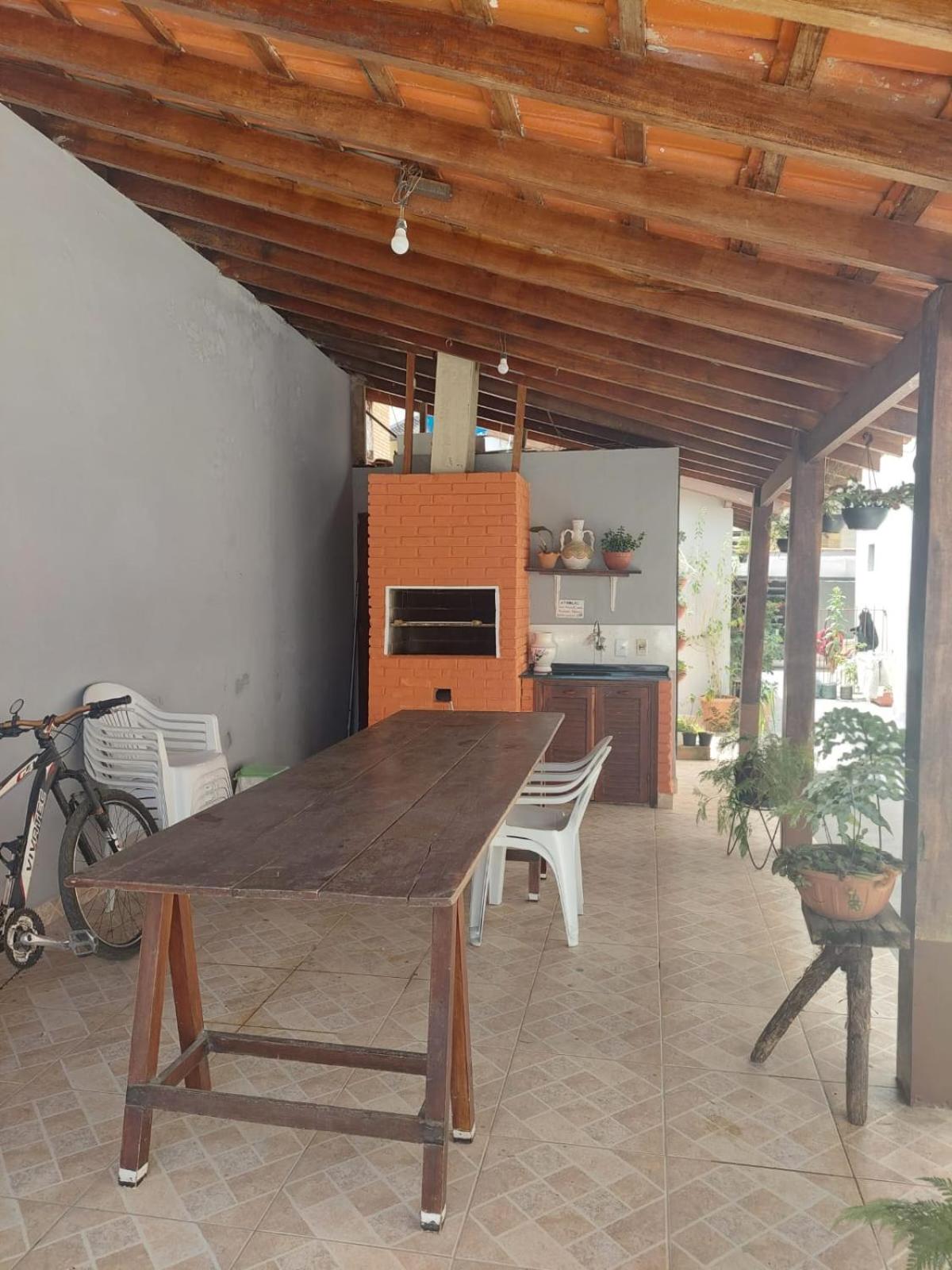 Apartamento em Ubatuba com ar condicionado no Itaguá
