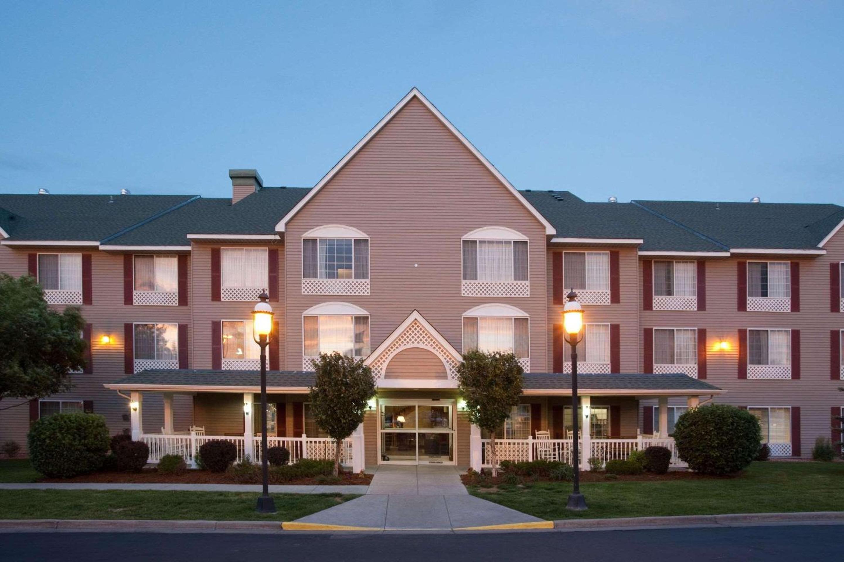 Hotel Country Inn & Suites by Radisson, Greeley, CO