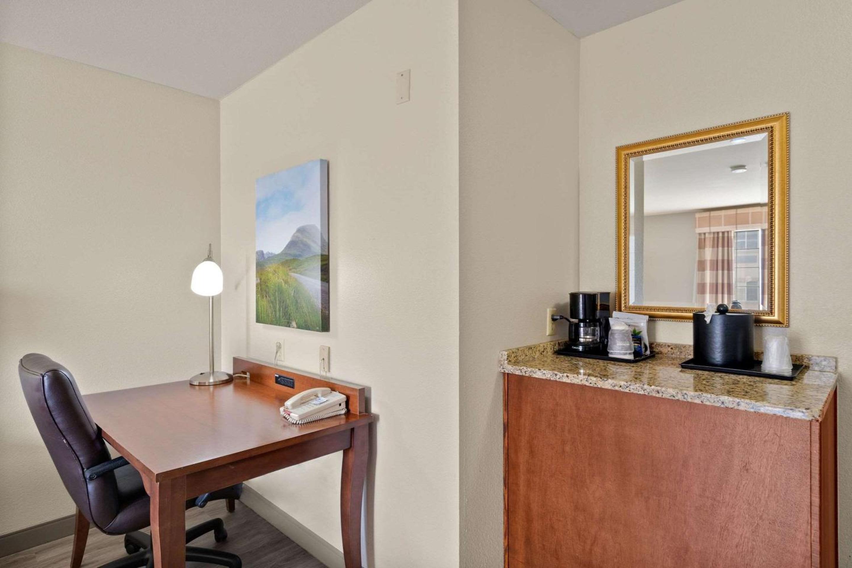 Greeley Vacations - Country Inn  Suites by Radisson, Greeley, CO - Property Image 48