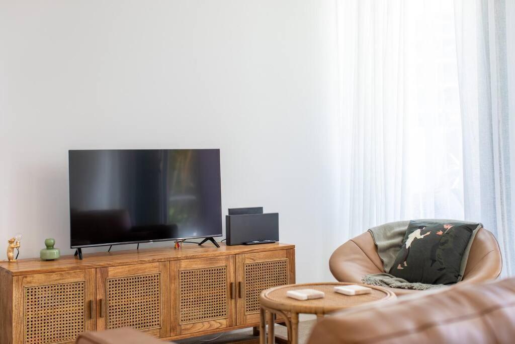 'Sage' at The Crest - Spacious ground floor apartment