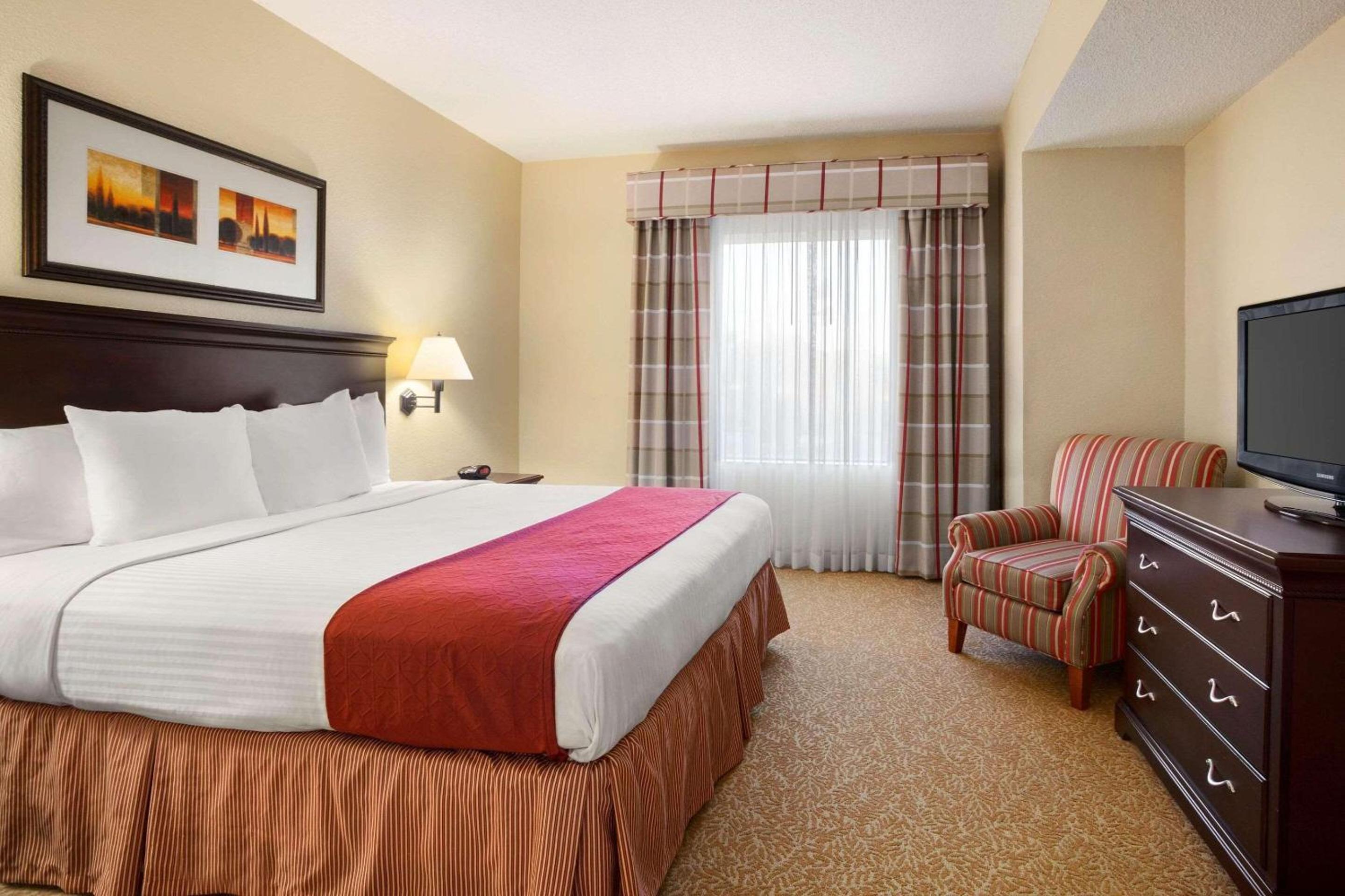 Albany Vacations - Country Inn  Suites by Radisson, Albany, GA - Property Image 5