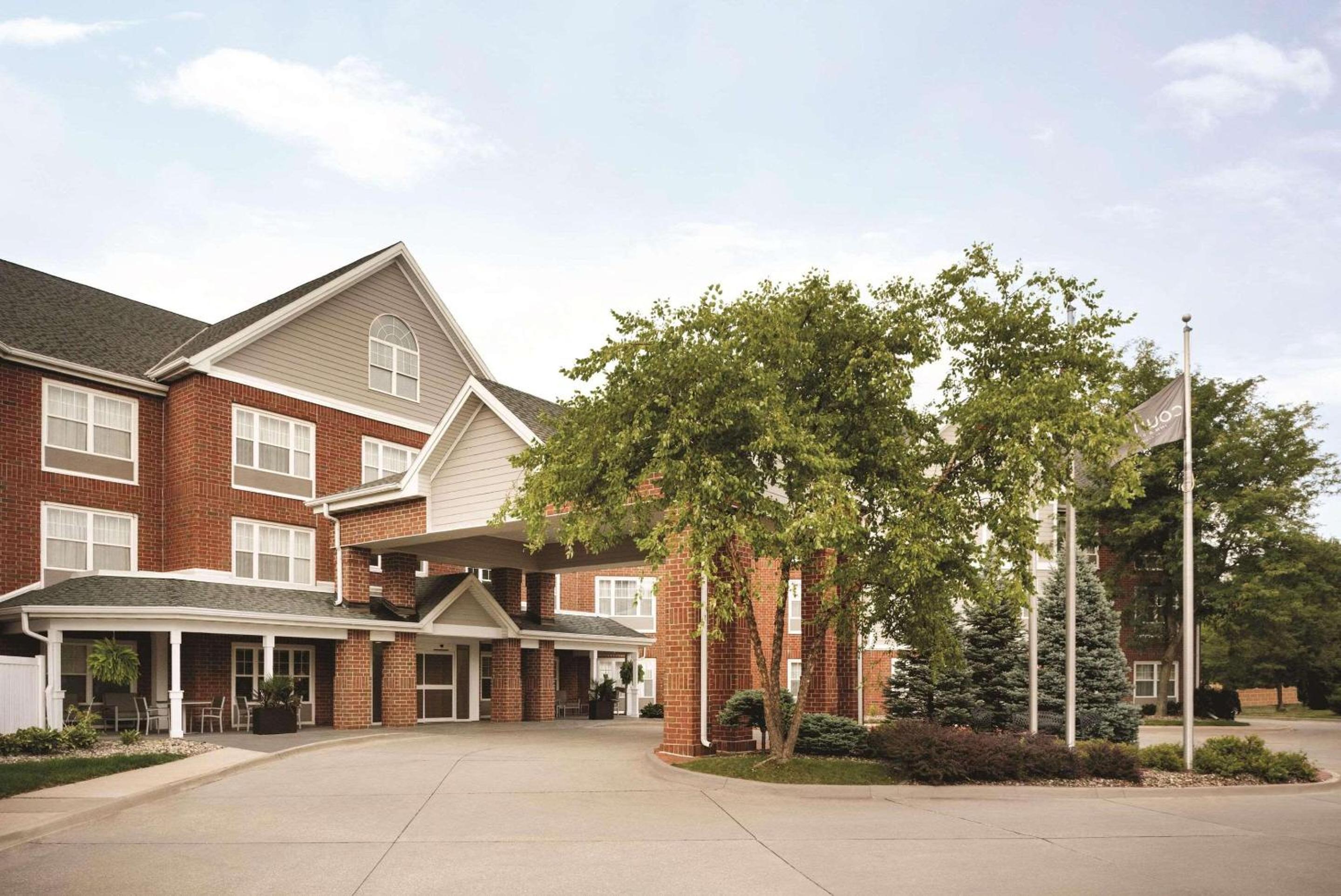 Hotel Country Inn & Suites by Radisson, Des Moines West, IA