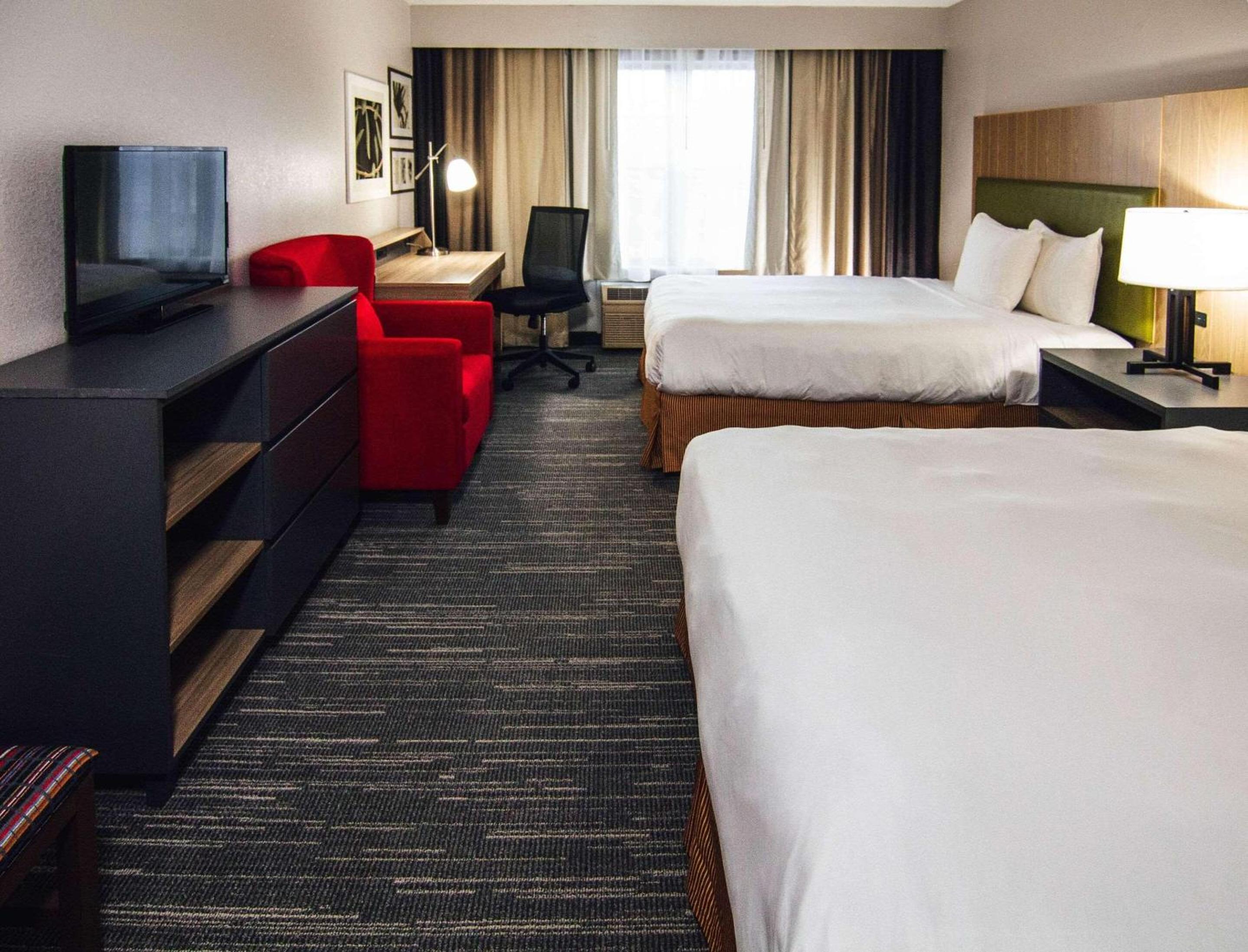 Country Inn & Suites by Radisson, Stockton, IL view 4