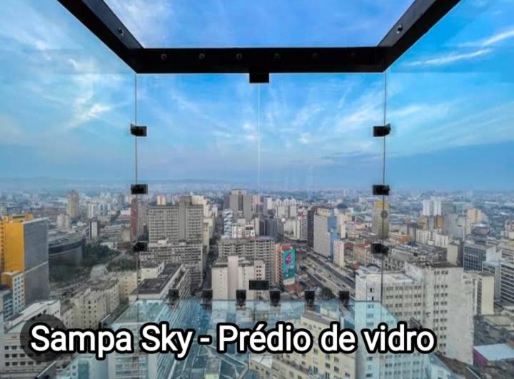 Studio Flex com garagem e piscina no centro de Sp