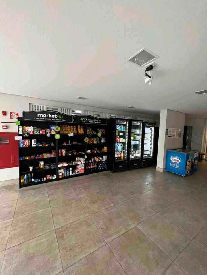 Studio Flex com garagem e piscina no centro de Sp