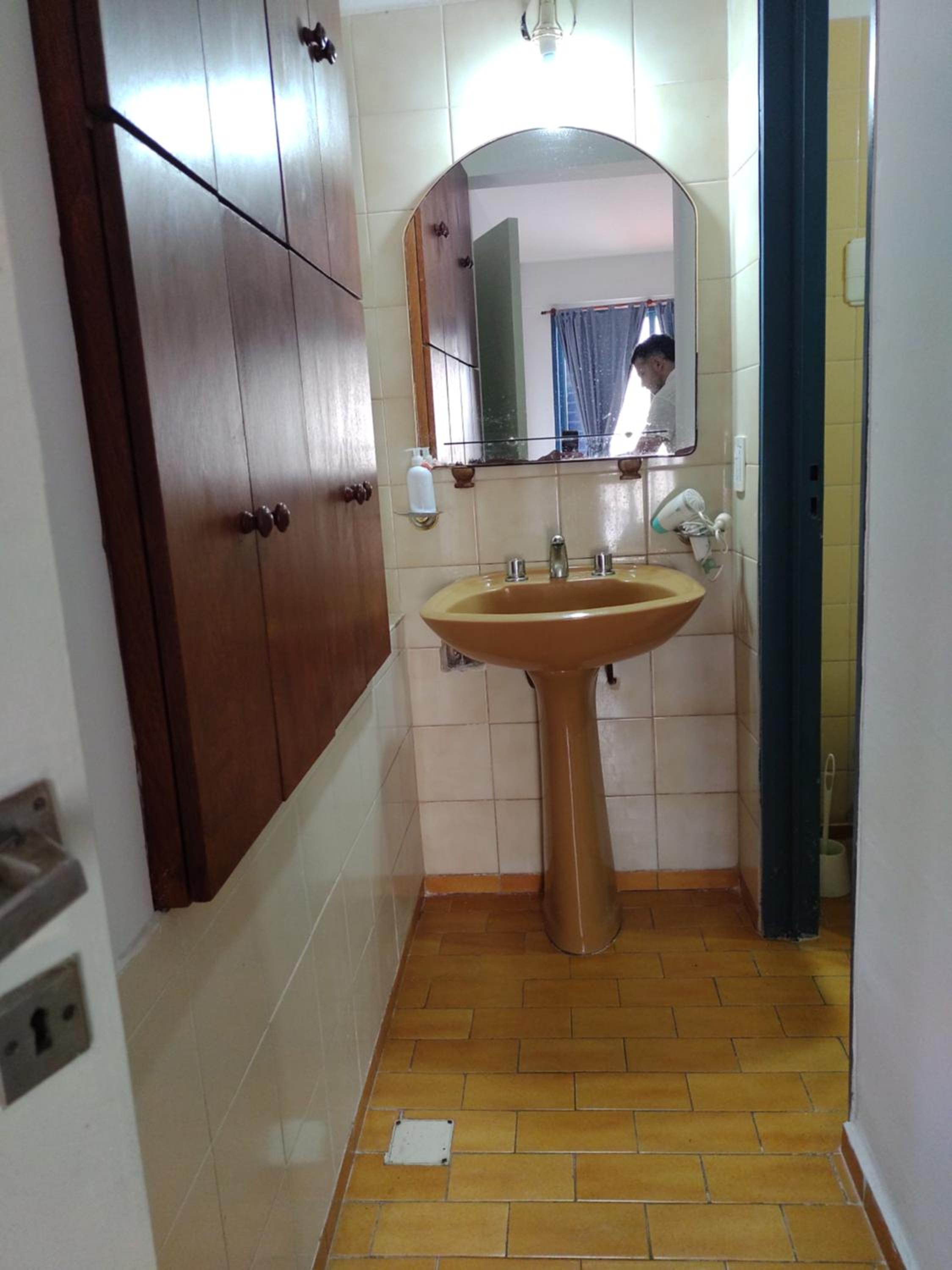 Cómodo y completo en el centro departamento