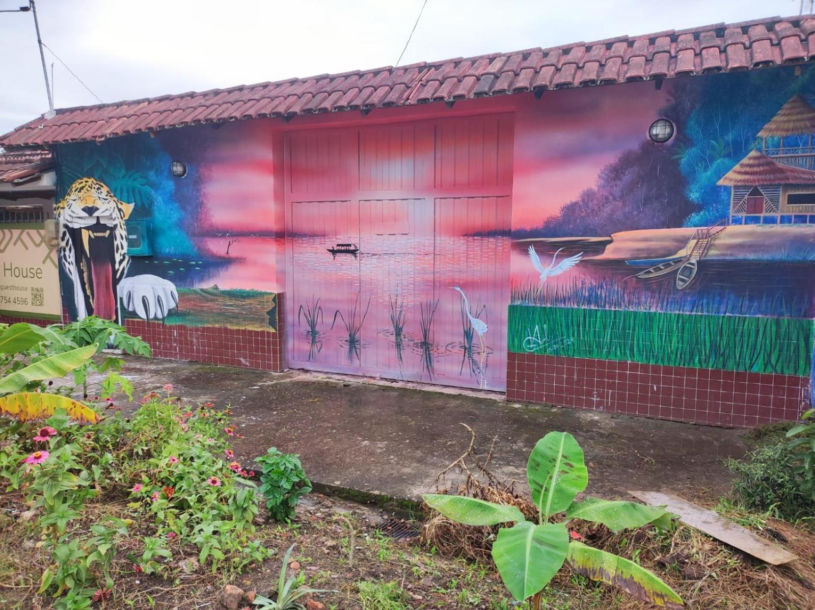 LETICIAS GUEST HOUSE