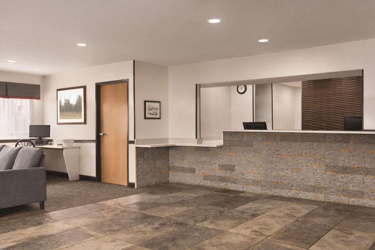 hotel reception