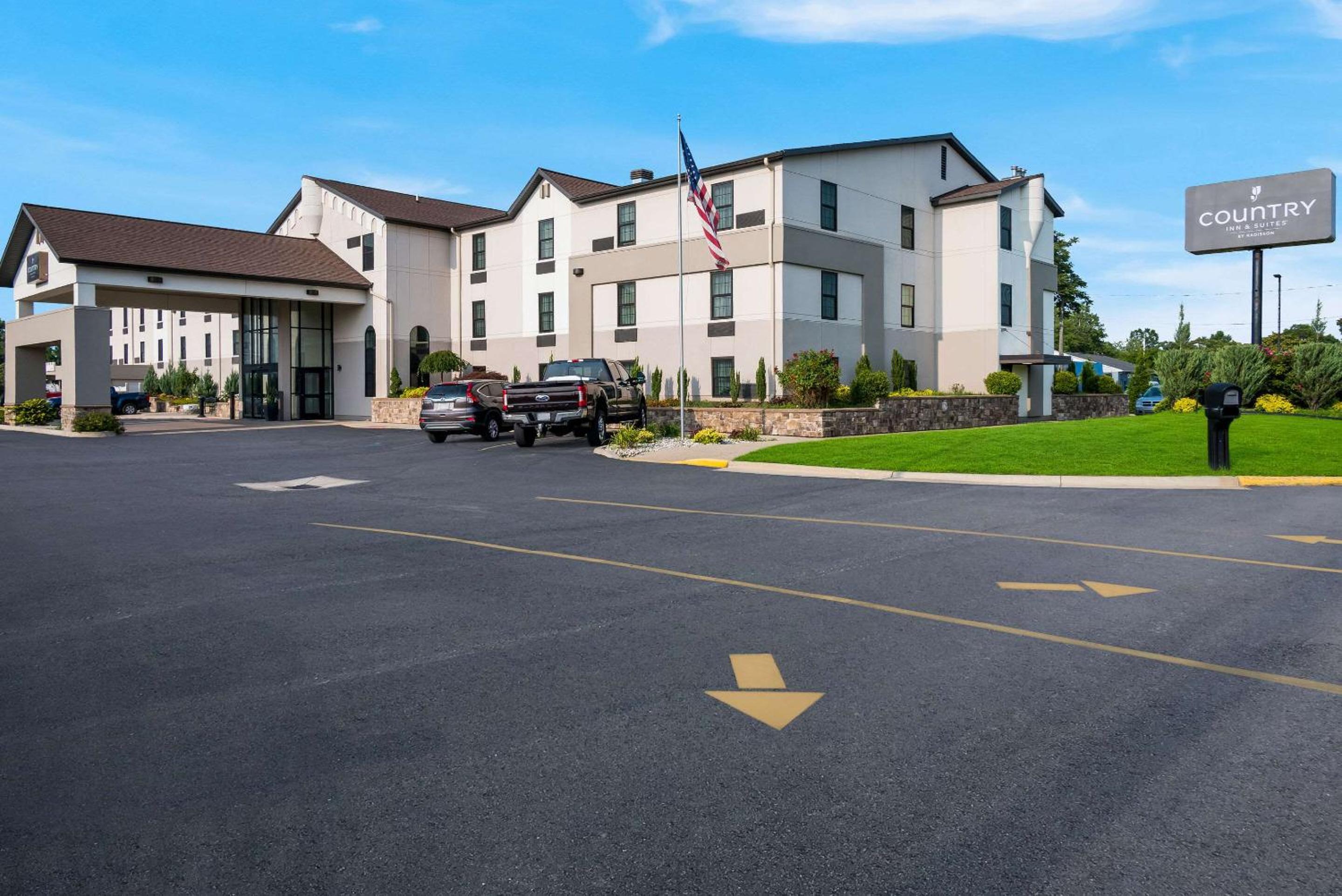 Hotel Country Inn & Suites by Radisson, Grandville-Grand Rapids West, MI
