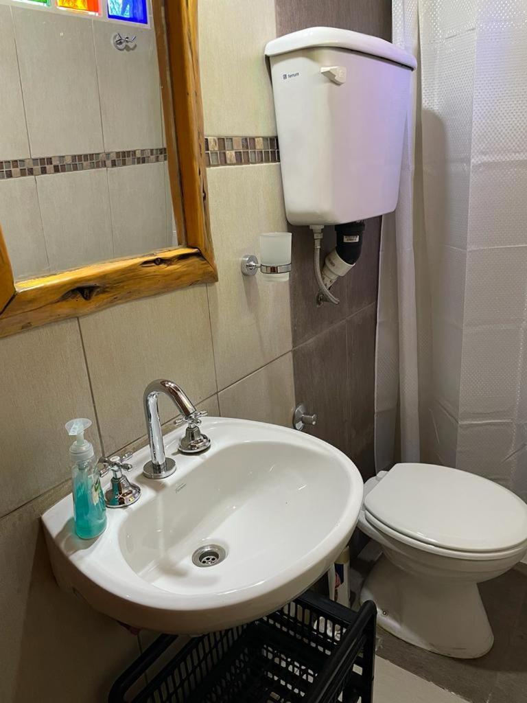 Alojamiento ¨El Puente¨ en El Bolsón, para dos personas.