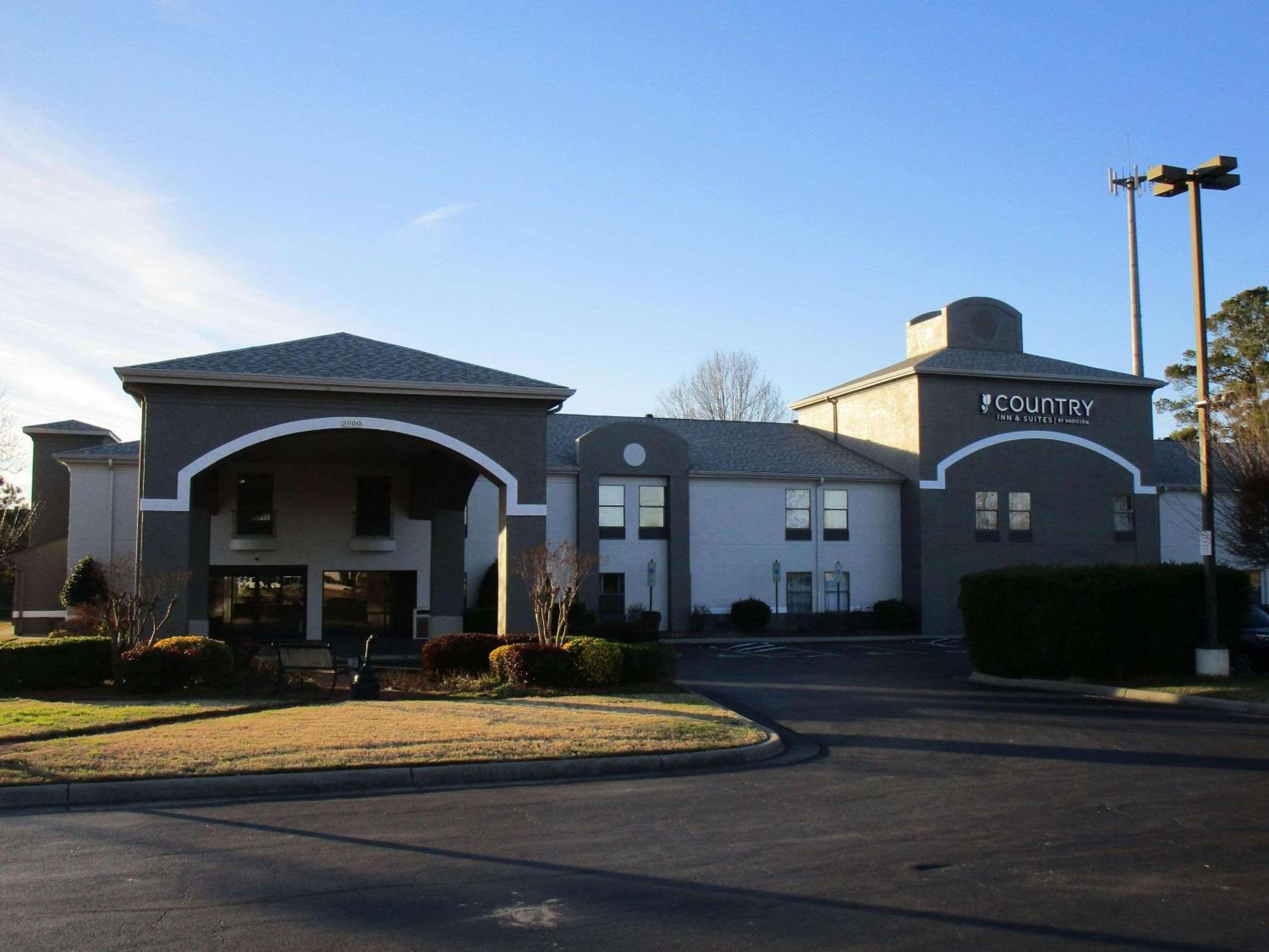 Greenville Vacations - Country Inn  Suites by Radisson, Greenville, NC - Property Image 1