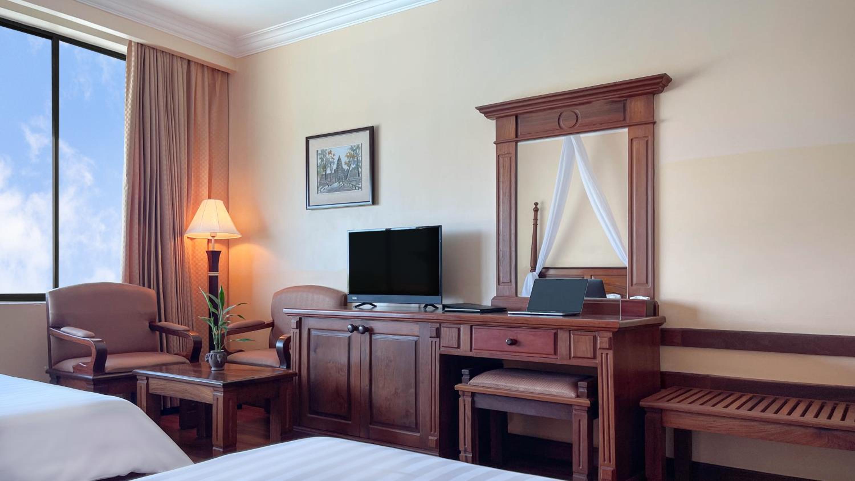 Pacific Hotel & Spa — 10