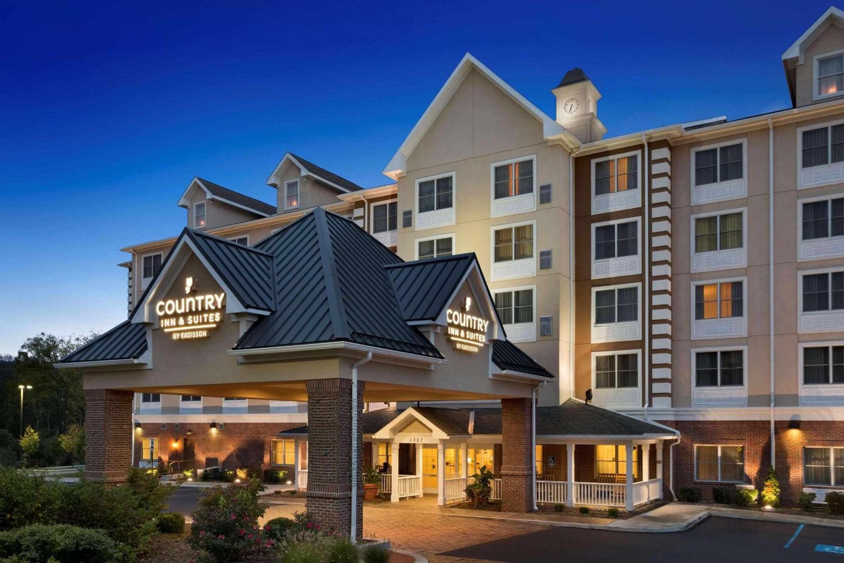 Hotel Country Inn & Suites by Radisson, State College (Penn State Area), PA
