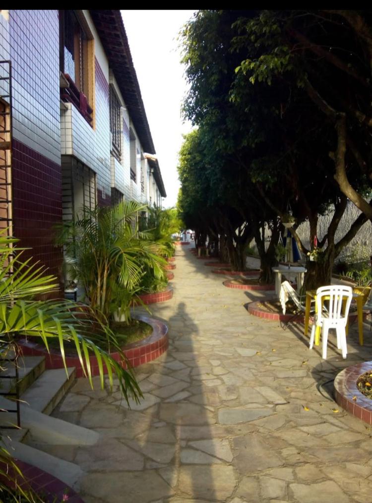 Excelente apartamento pé na areia