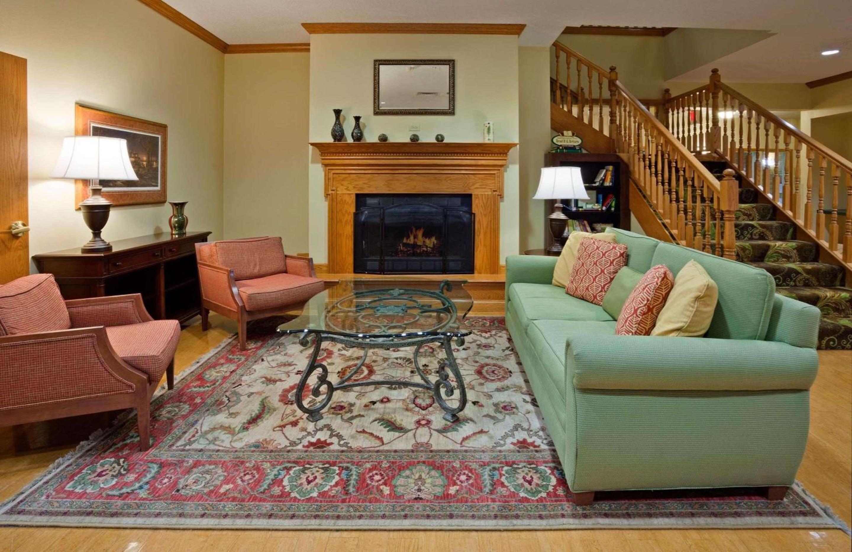 Watertown Vacations - Country Inn  Suites by Radisson, Watertown, SD - Property Image 1