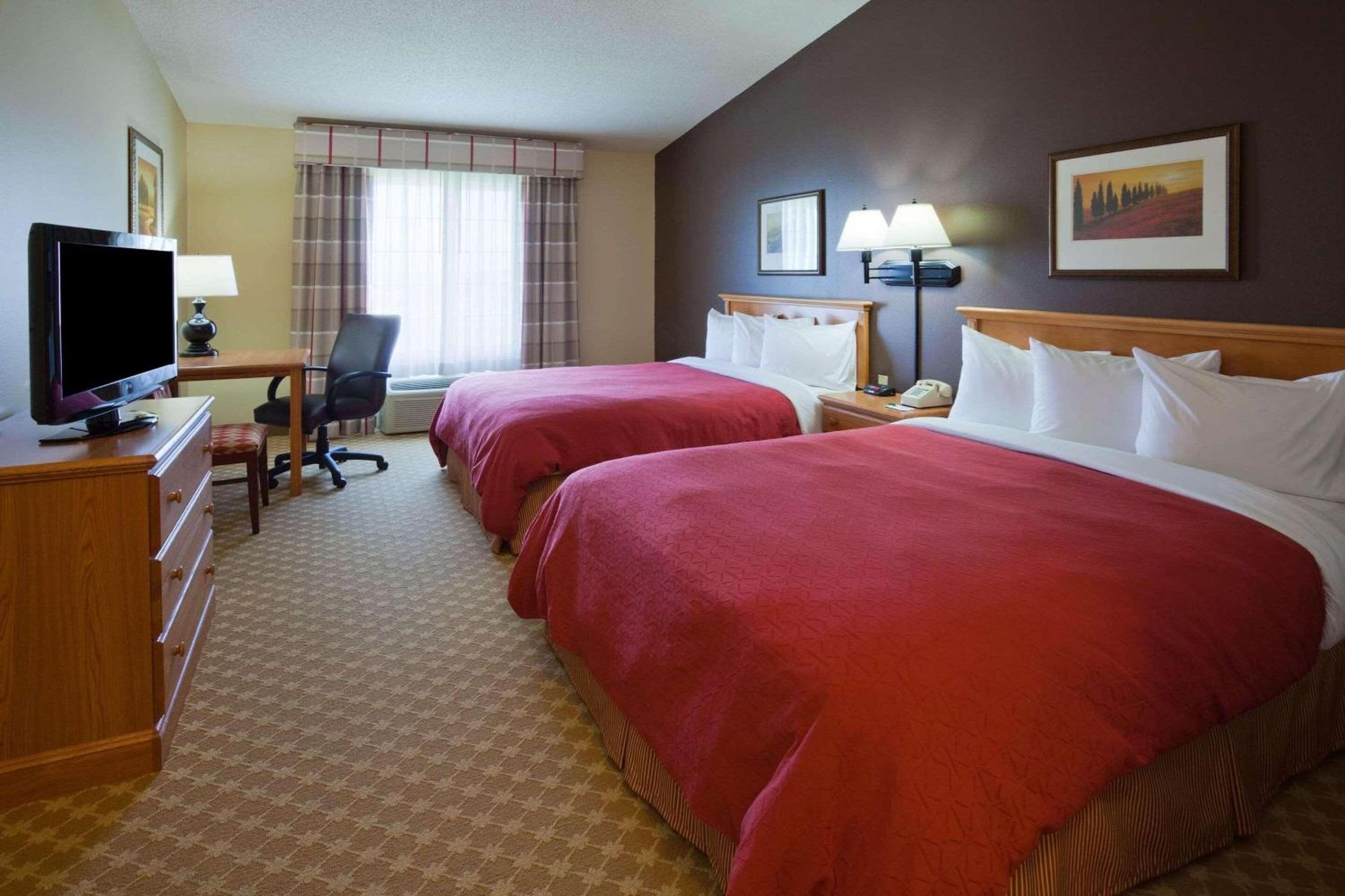Watertown Vacations - Country Inn  Suites by Radisson, Watertown, SD - Property Image 2