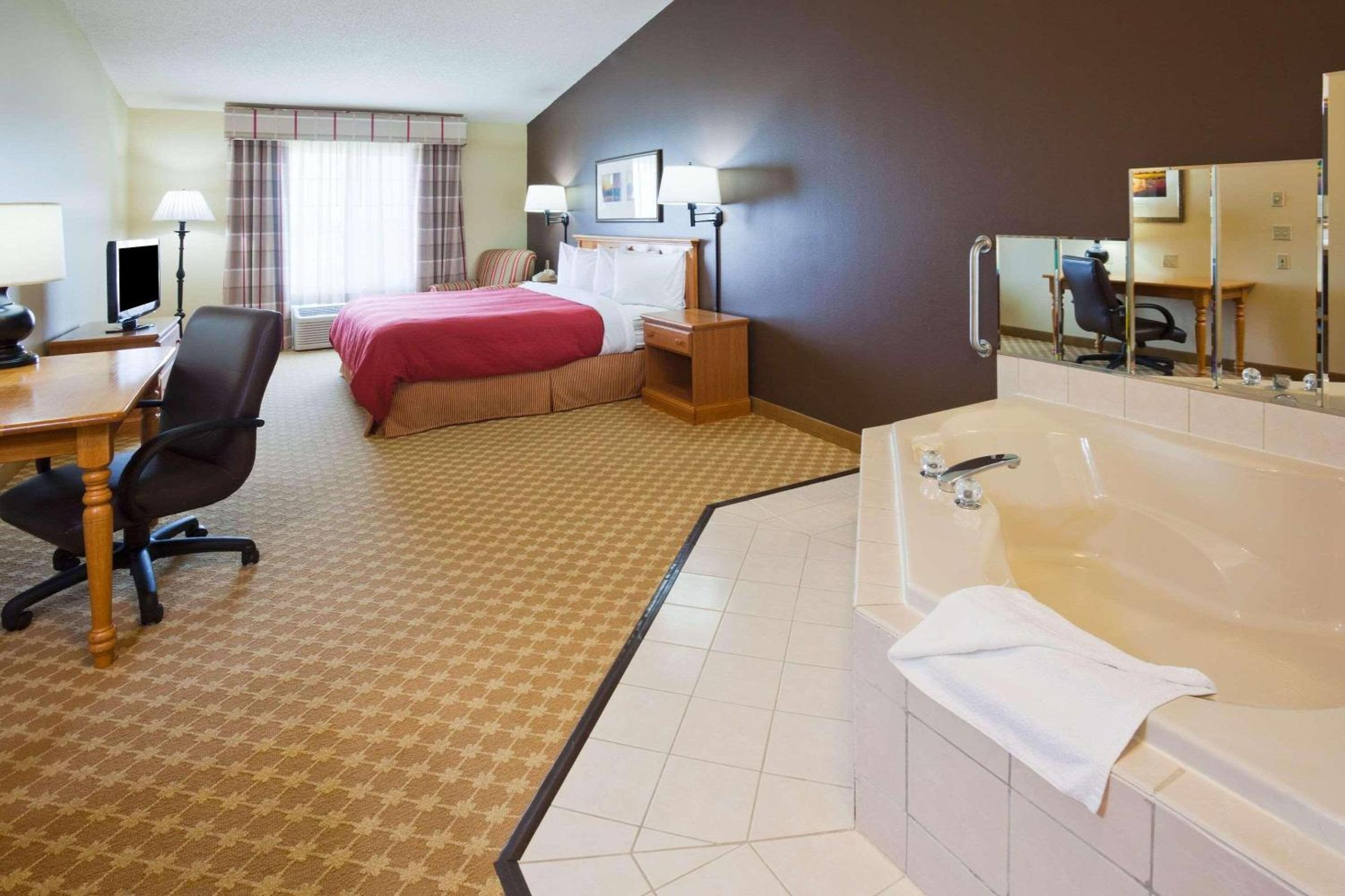 Watertown Vacations - Country Inn  Suites by Radisson, Watertown, SD - Property Image 5