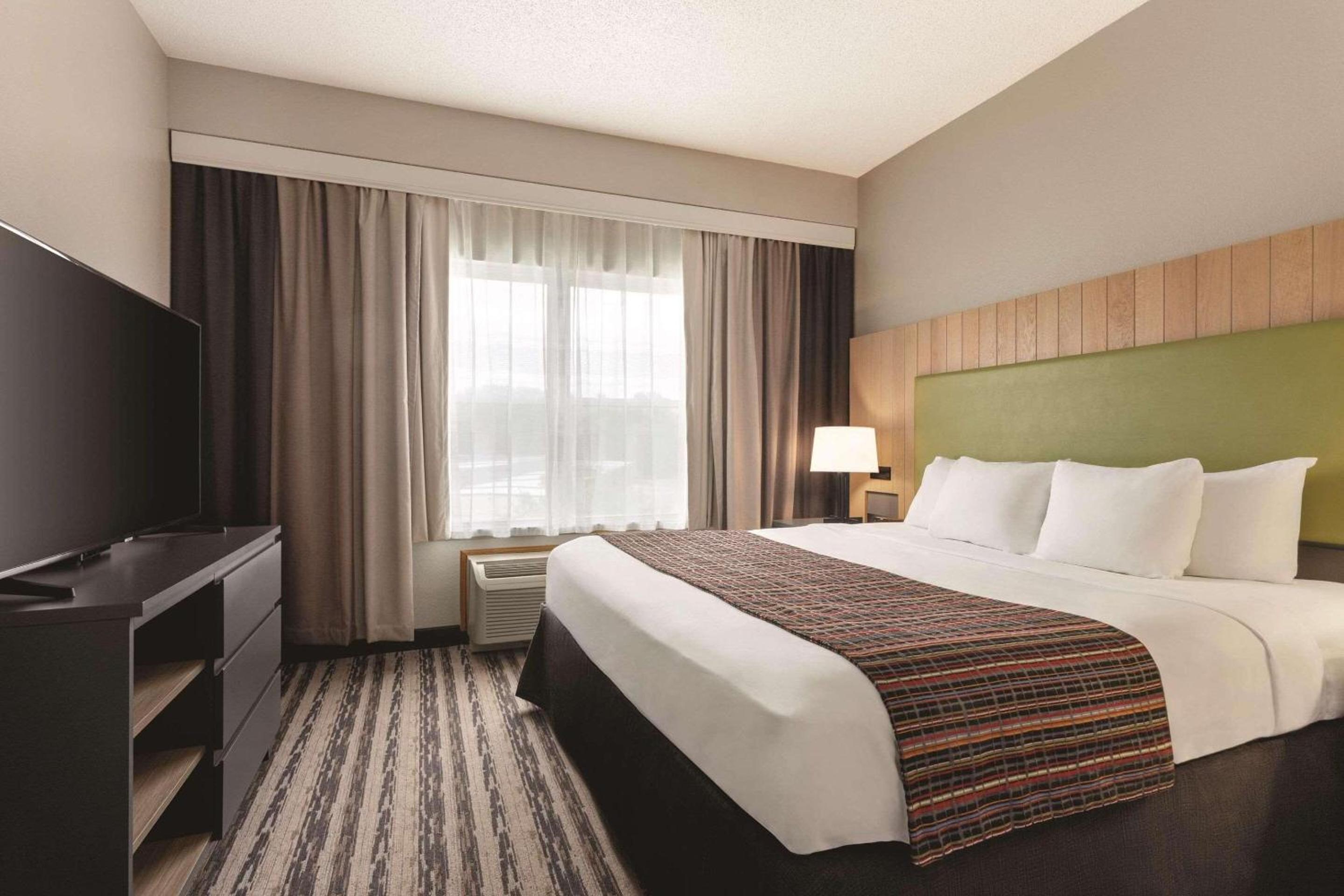 Country Inn Suites by Radisson, Nashville Airport East, TN - Property Image 35