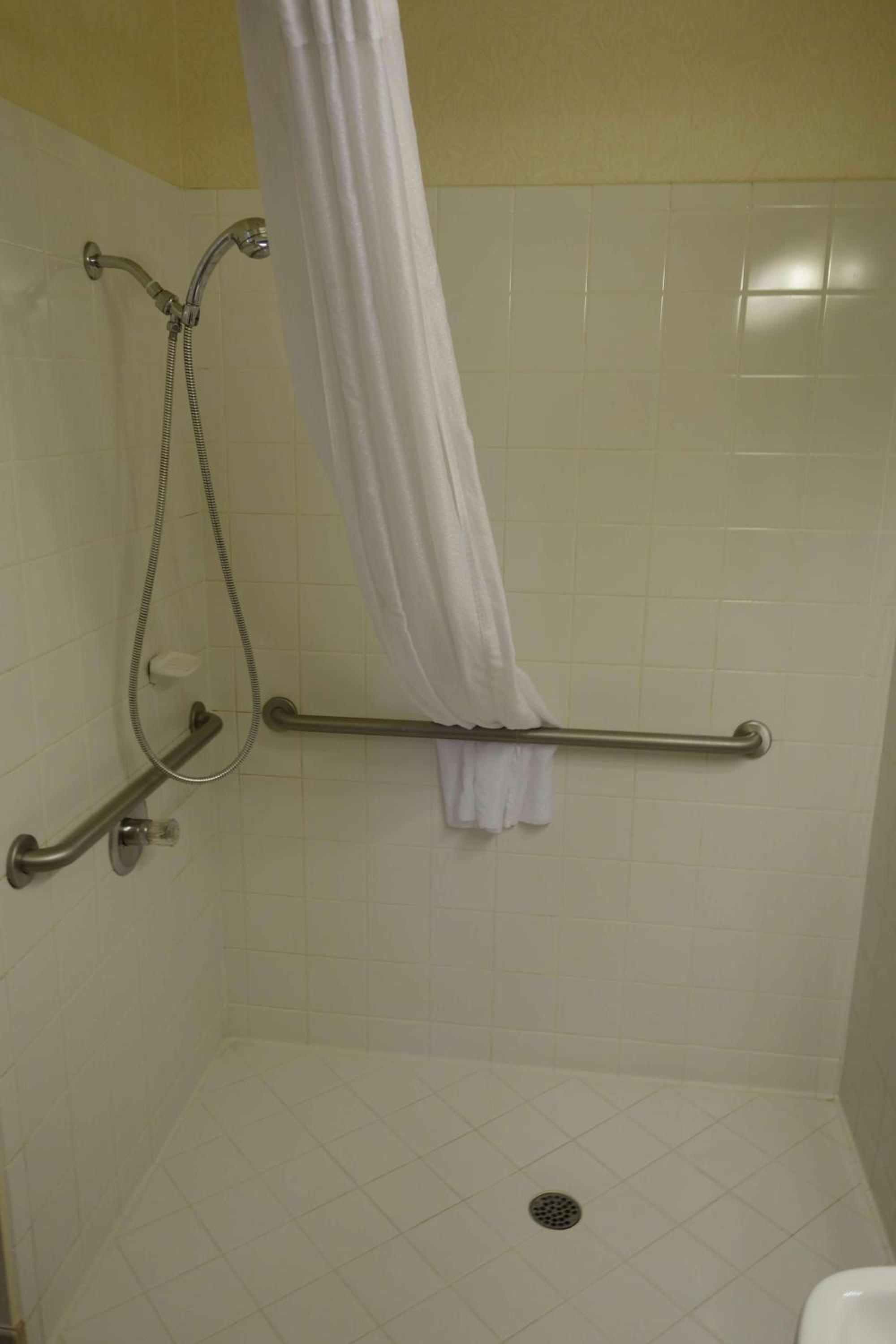 Salt Lake City Vacations - Country Inn  Suites by Radisson, West Valley City, UT - Property Image 3