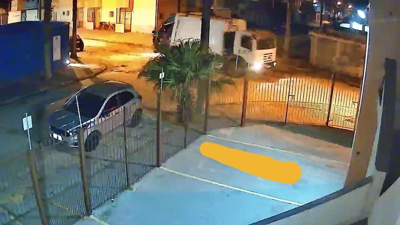 Apartamento em Ubatuba com ar condicionado no Itaguá