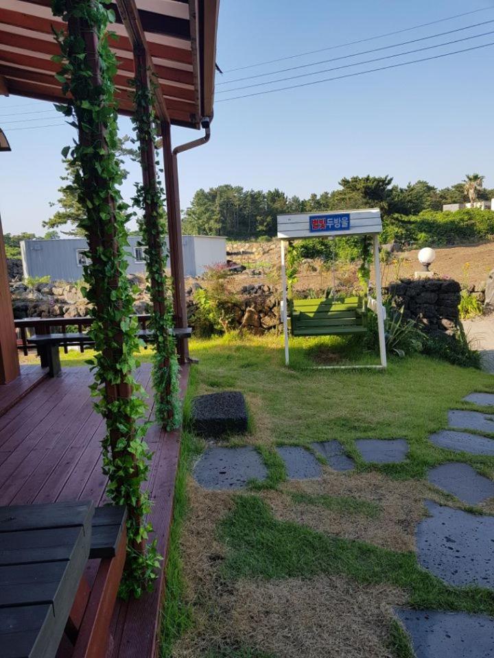 Starlight drops Pension, Jeju - 14