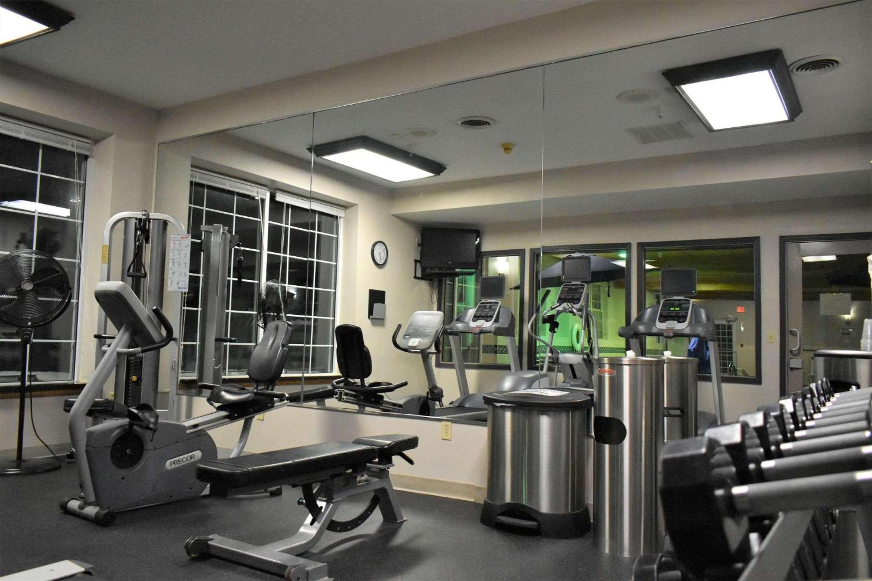 Country Inn Suites by Radisson Kenosha - Pleasant Prairie - Property Image 35