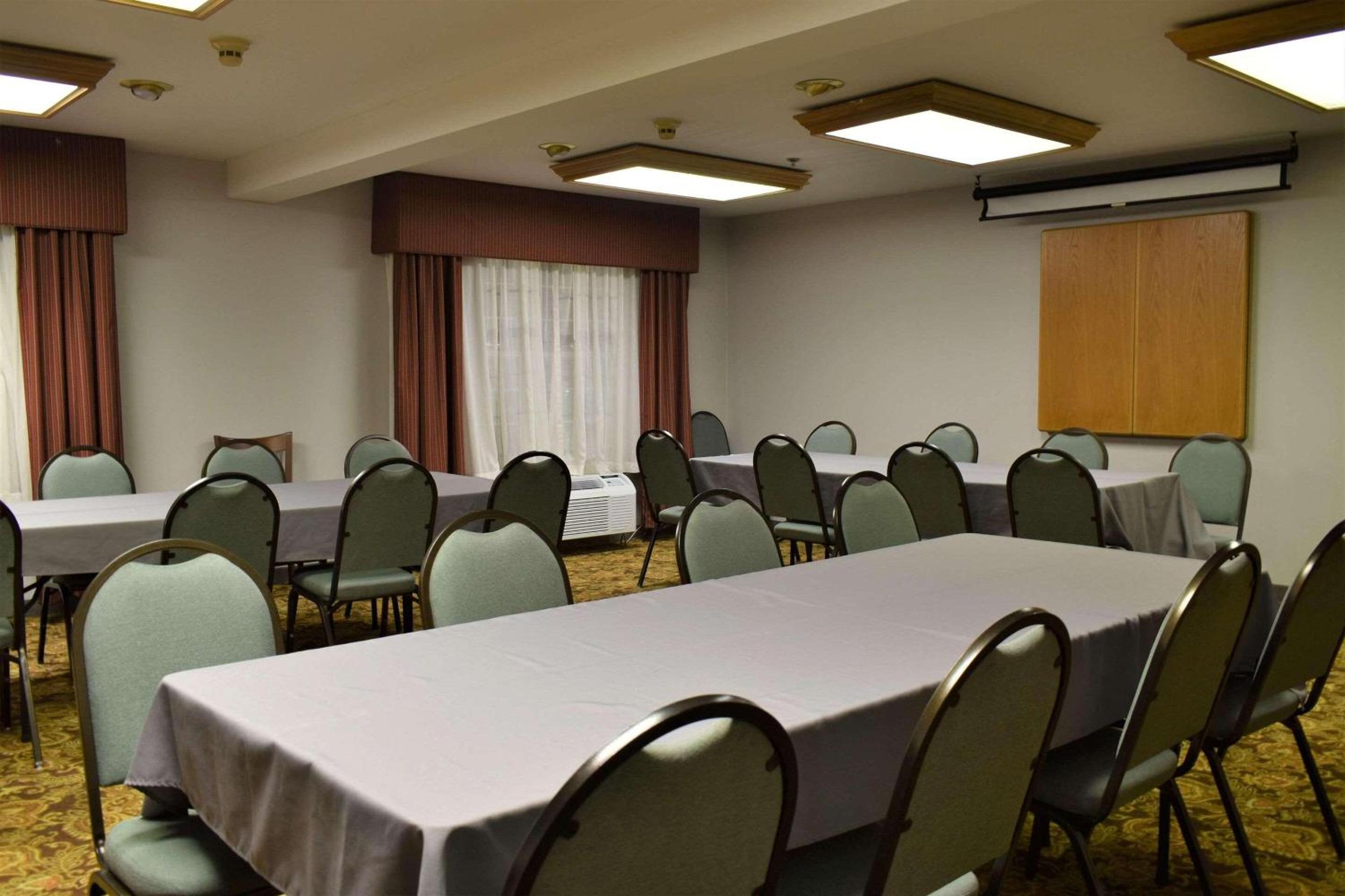 Country Inn Suites by Radisson Kenosha - Pleasant Prairie - Property Image 38
