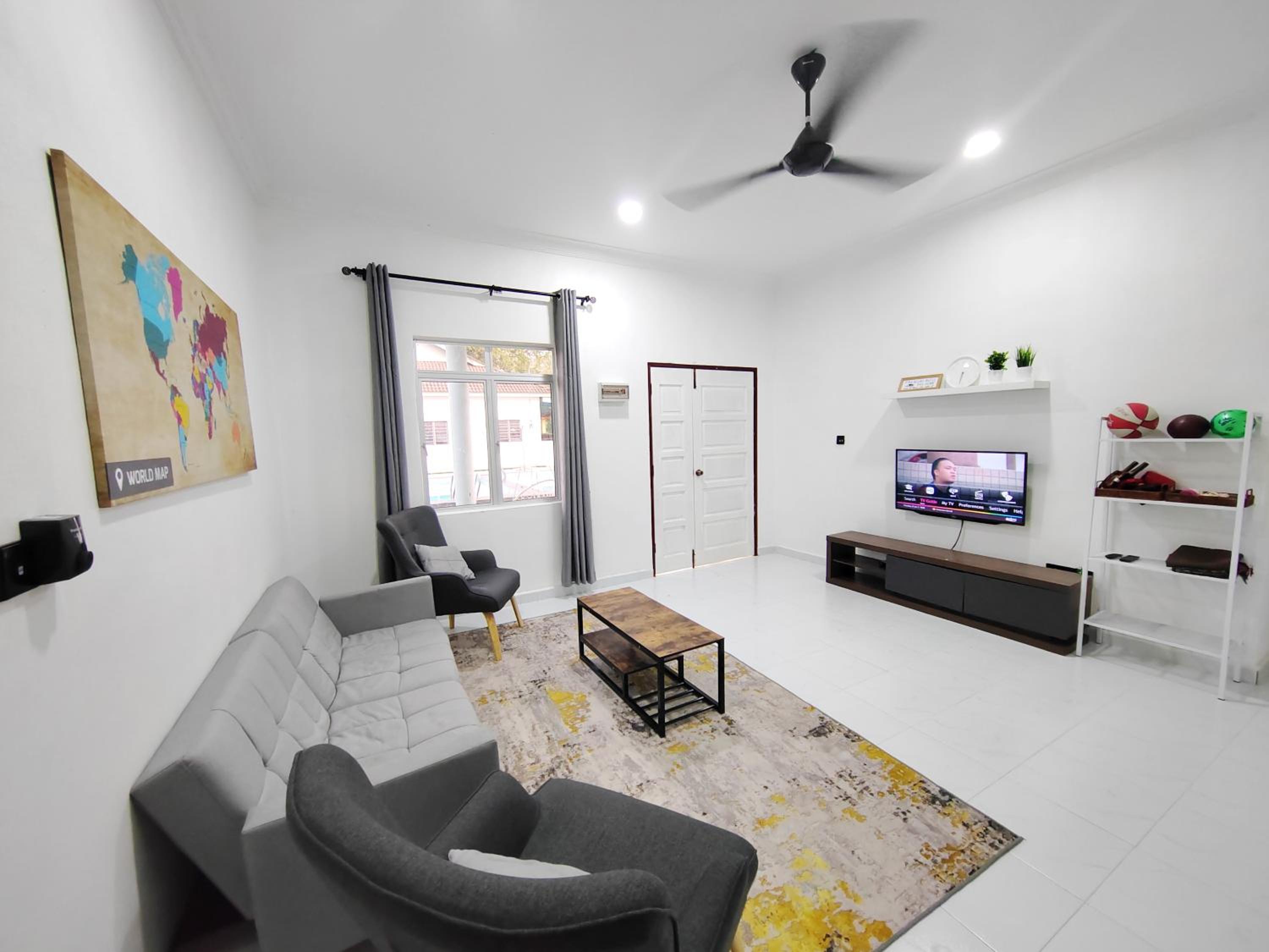 Kvaloya Homestay Private Swimming Pool photo 8