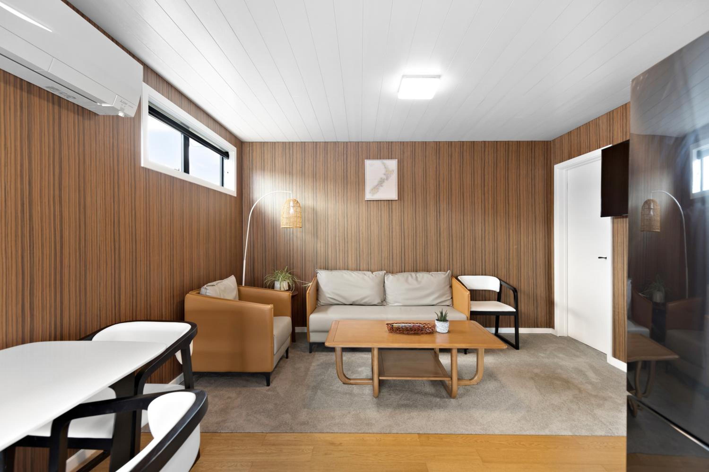 The Headley Loft, Mountain View Retreat view 4
