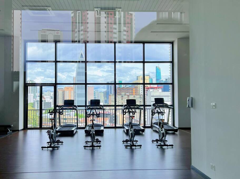 KLCC View with Balcony @ Chambers, KL Near LRT PWTC & Sunway Putra Mall