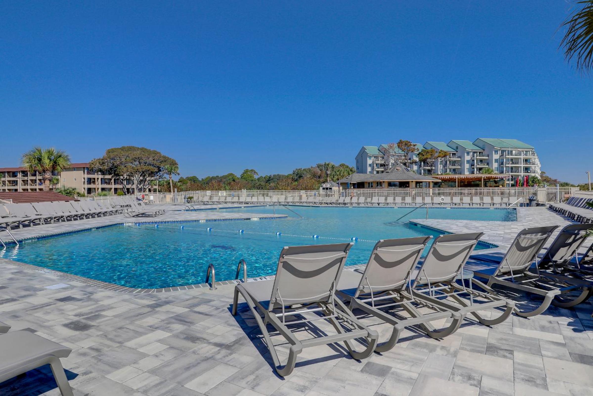 Two Community pools Queen Bunk Beds Sleeper sofa Bikes & Beach Gear included view 5