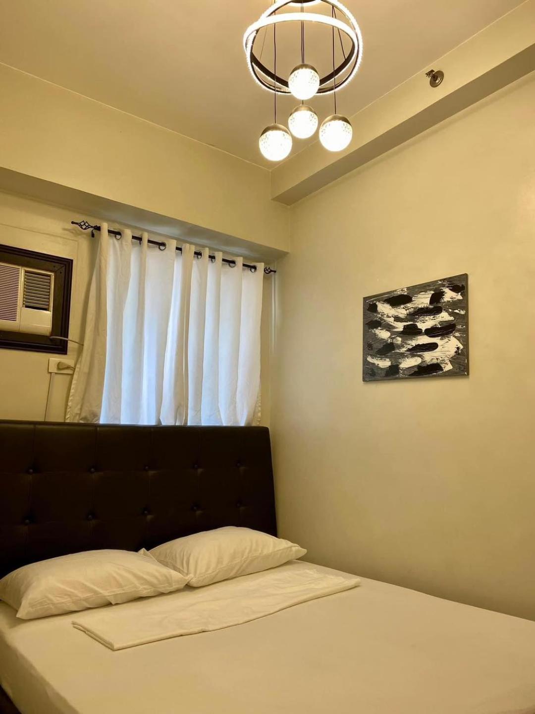 Trees residences Walking distance to SM fairview by Dennis S. view 4