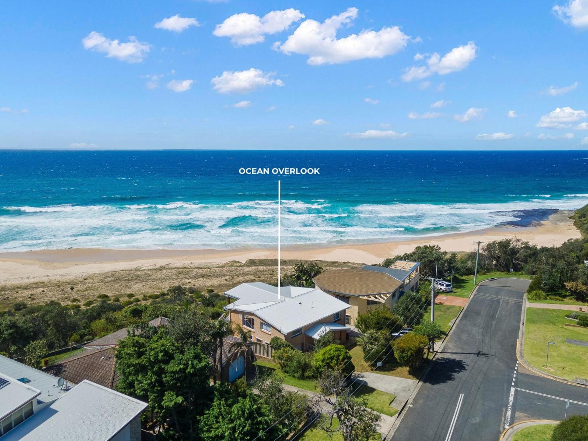 Ocean Overlook - Rennies Beach holiday haven