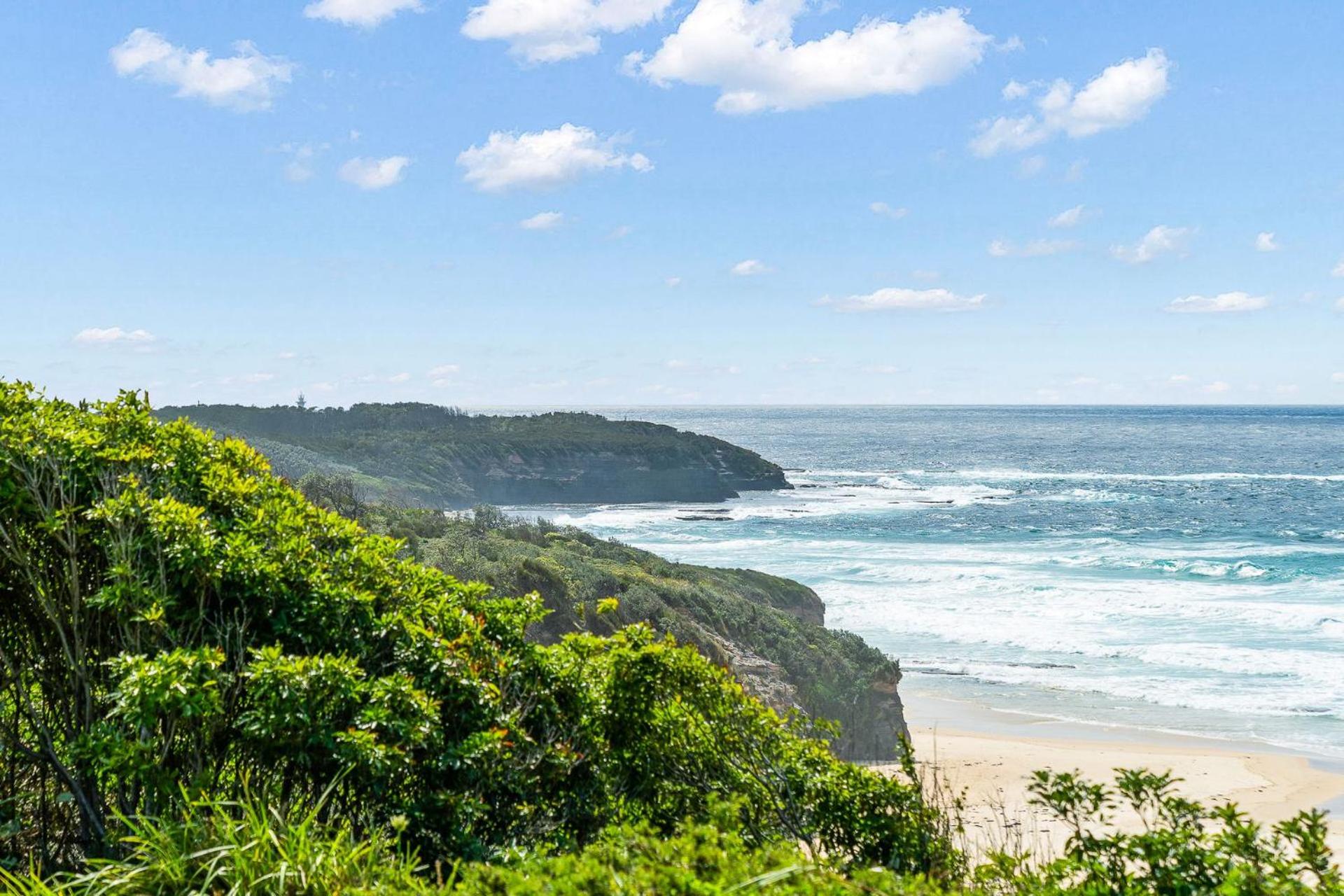 Ocean Overlook - Rennies Beach holiday haven