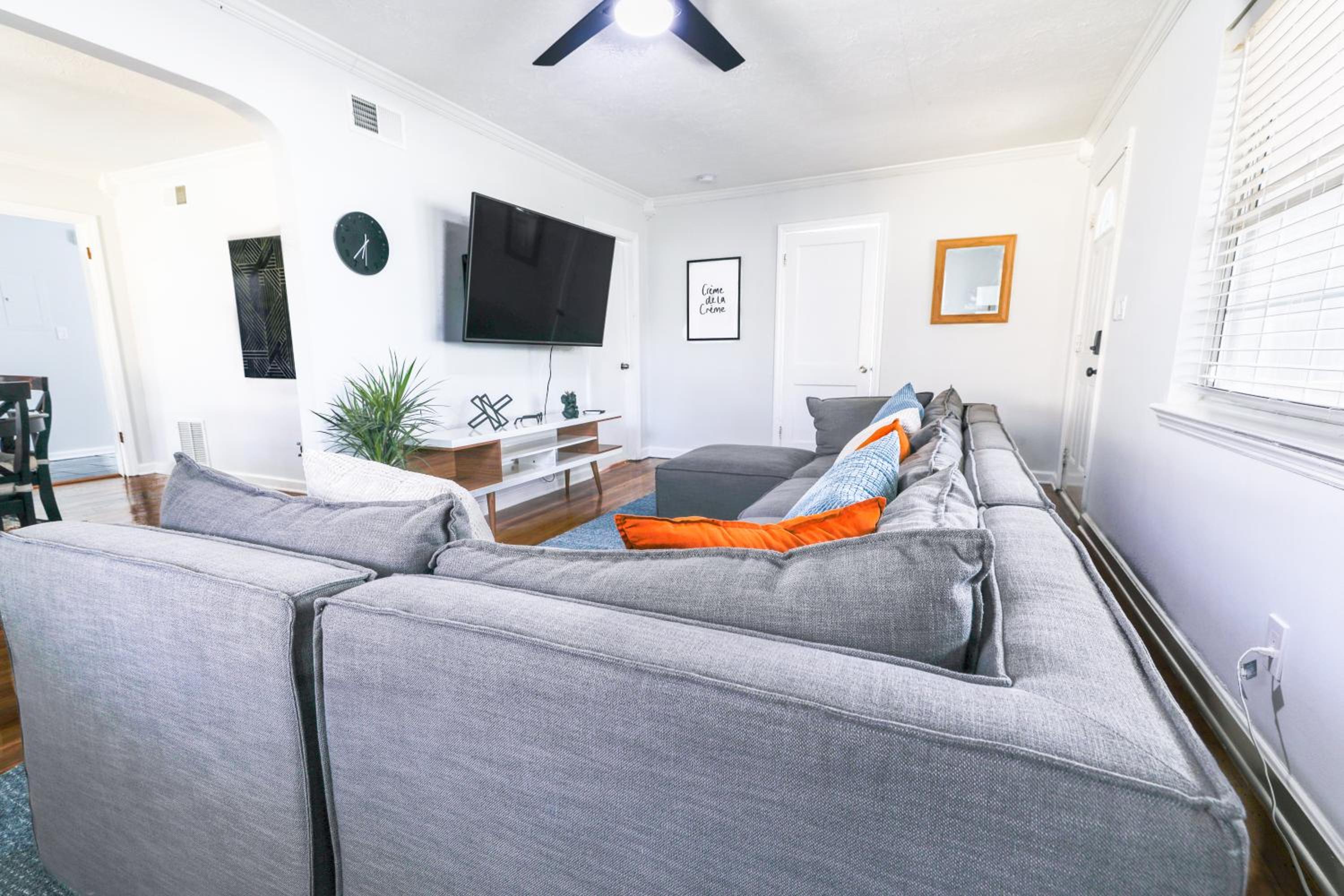 Luxury home 5 mins to Mercedes-Benz Stadium