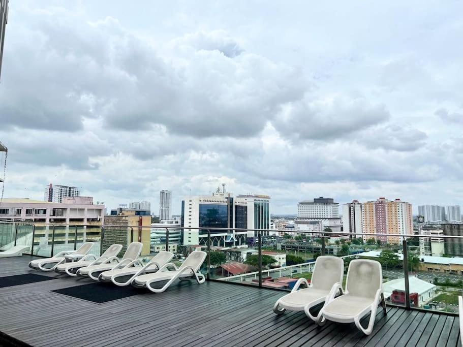 TheShore RiverView Residences 3BR/7pax/Wi-Fi/seavw photo 4
