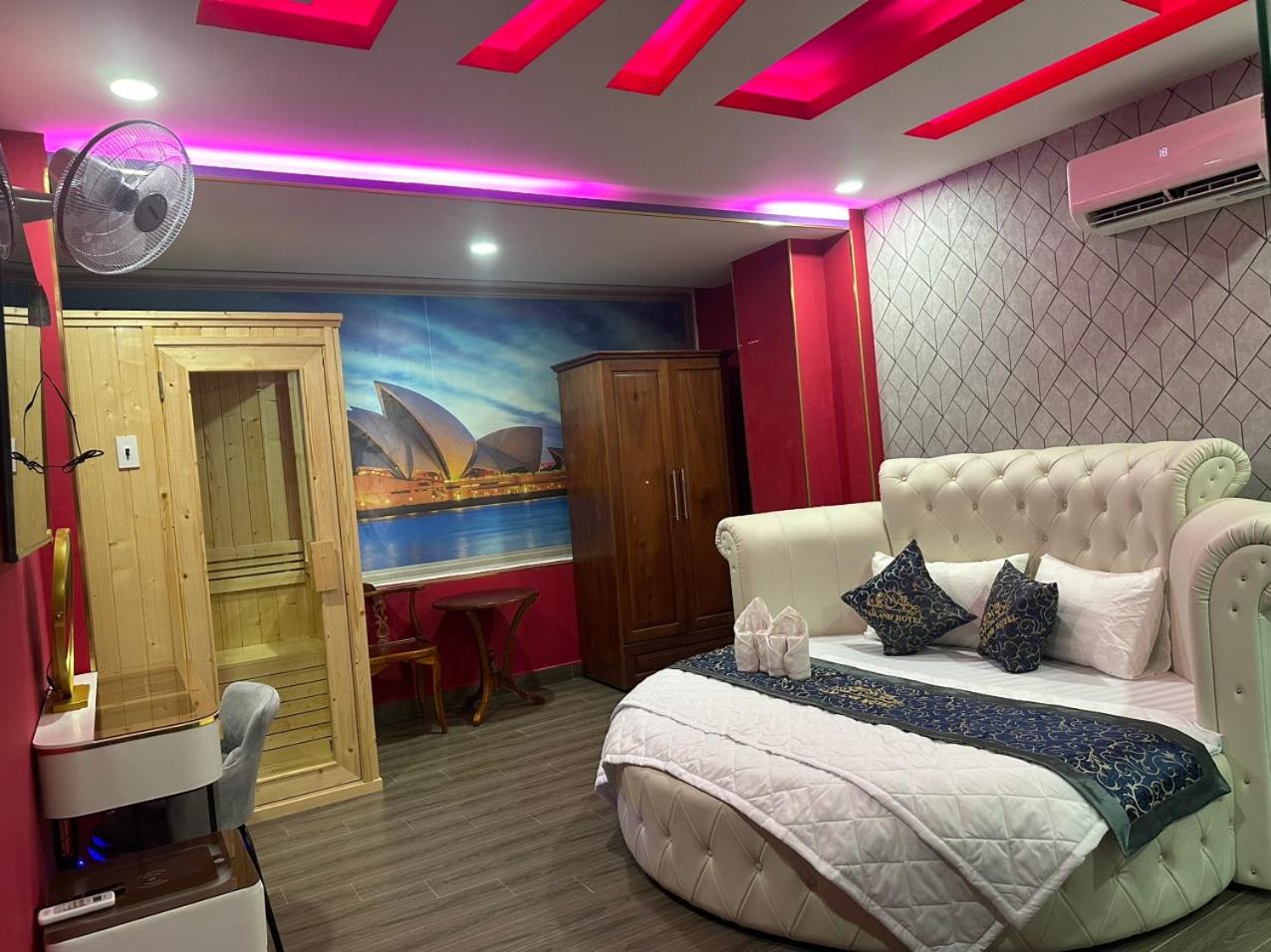 Nam Anh Hotel SG - by BAY LUXURY