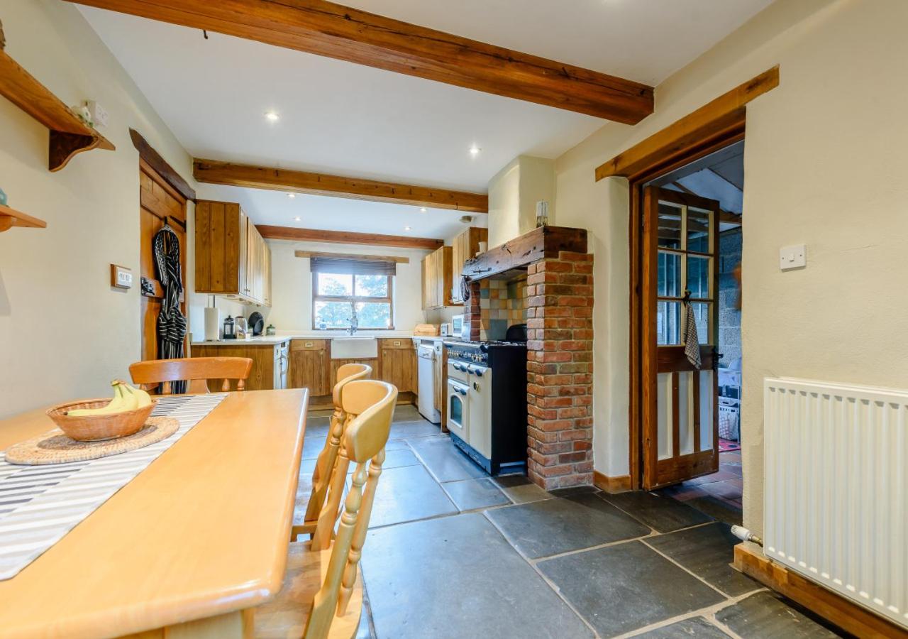 3 Bed in Manorbier oc-pw270a