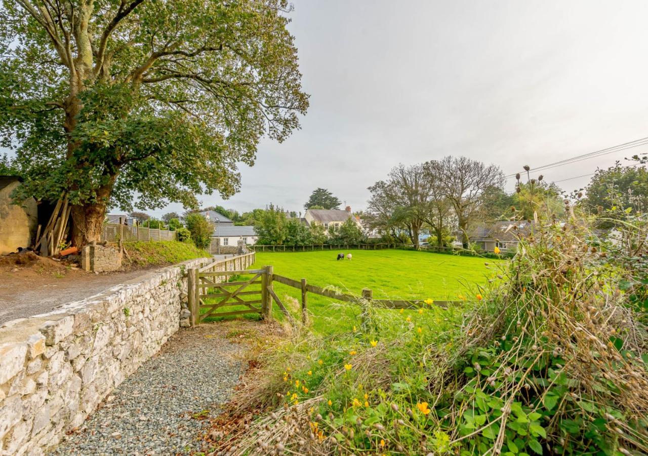 3 Bed in Manorbier oc-pw270a