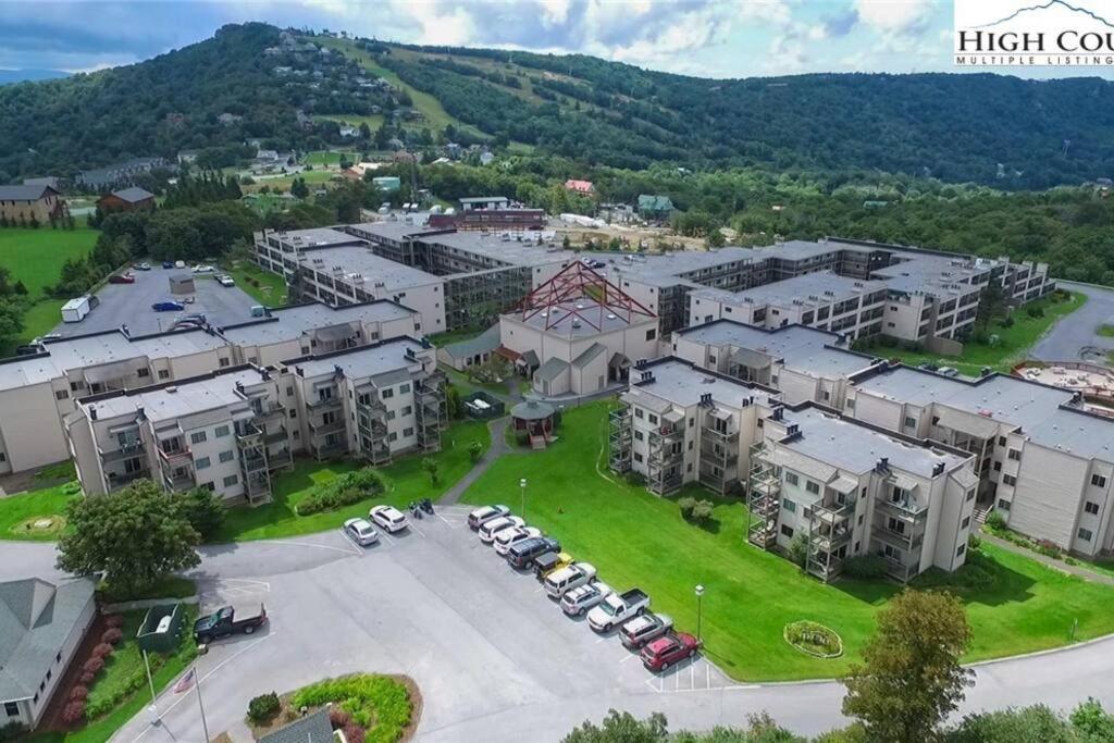 Hotel On Top Of Everything At Beech