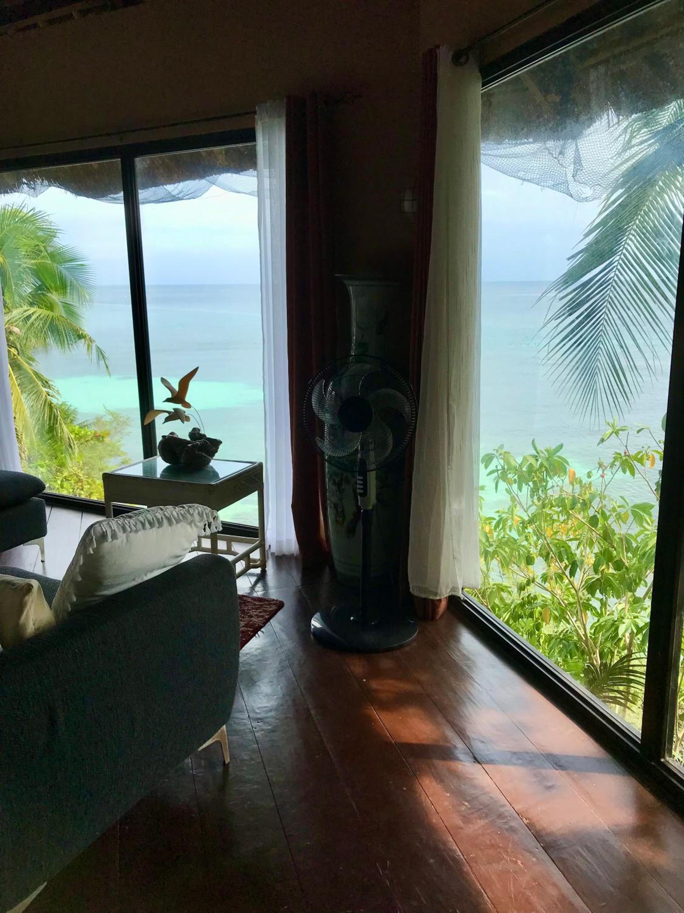 Camotes Cay Hideaway