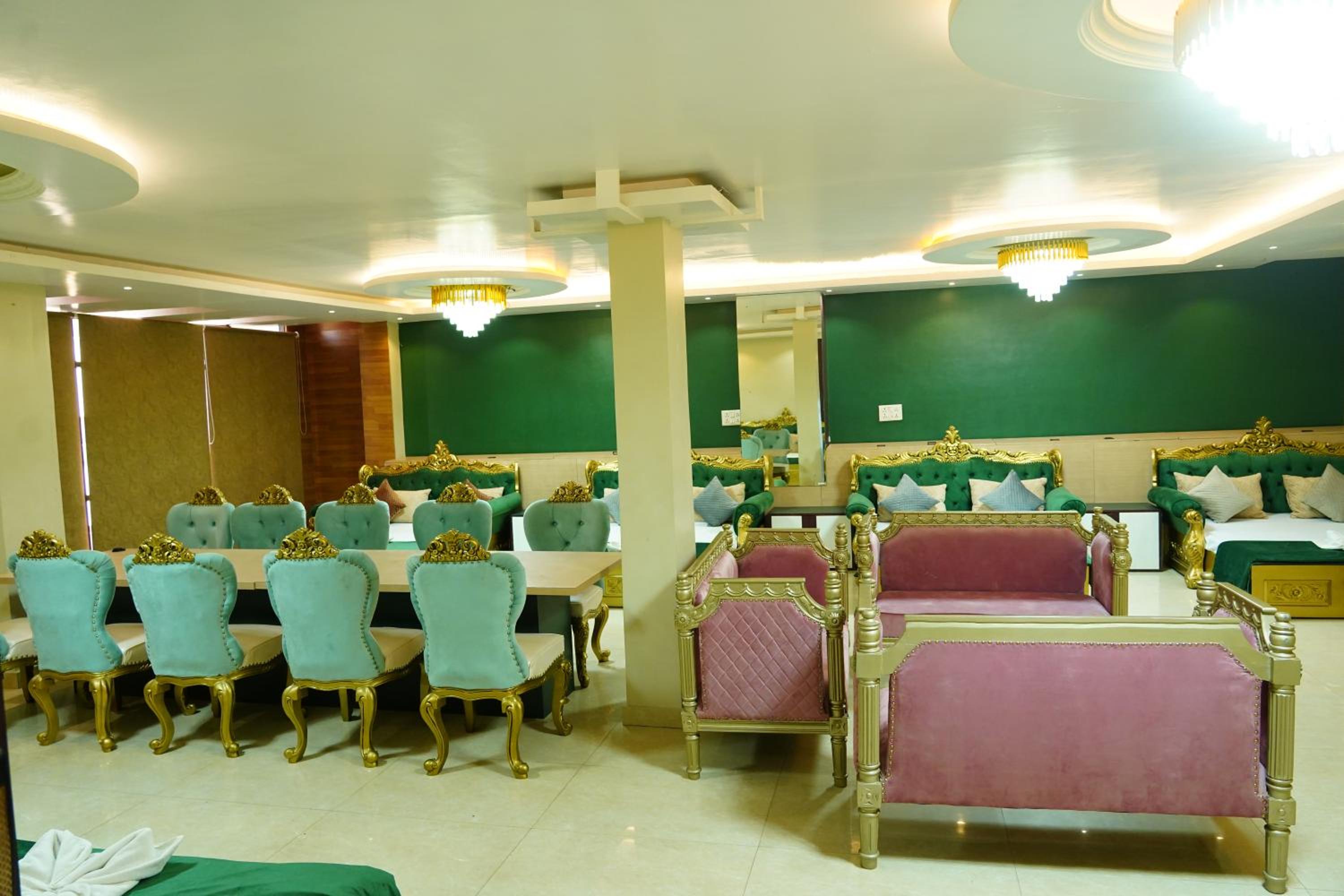 meeting & event spaces