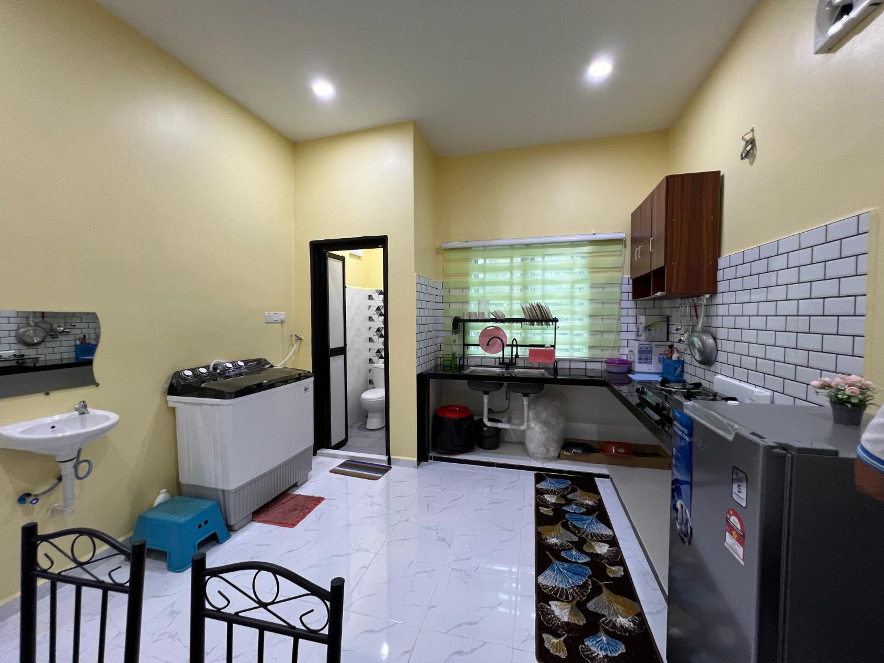 Homestay Desa D Junjung Islam Guest Only photo 3