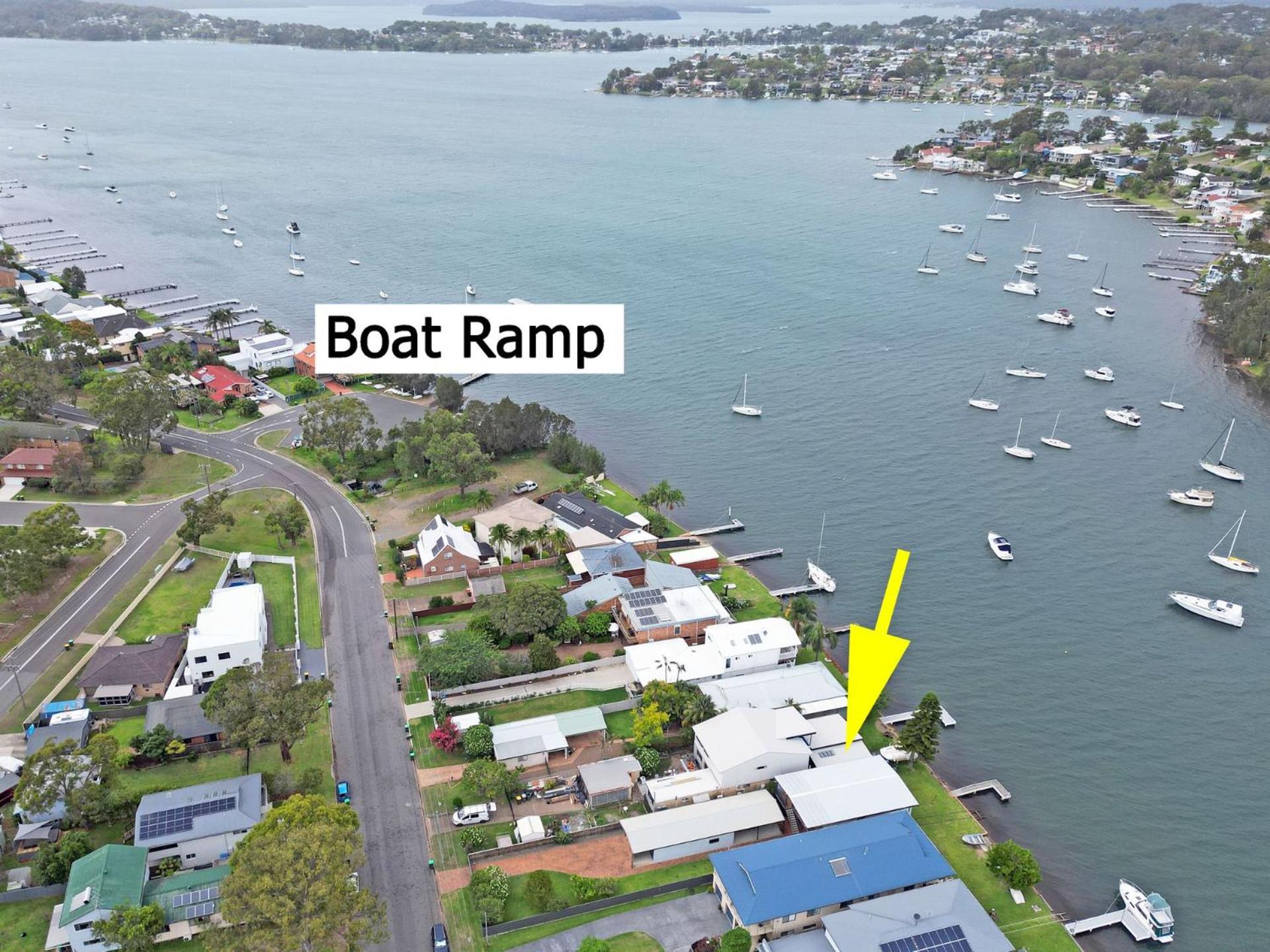 Balmoral Waterfront Escape at Lake Macquarie