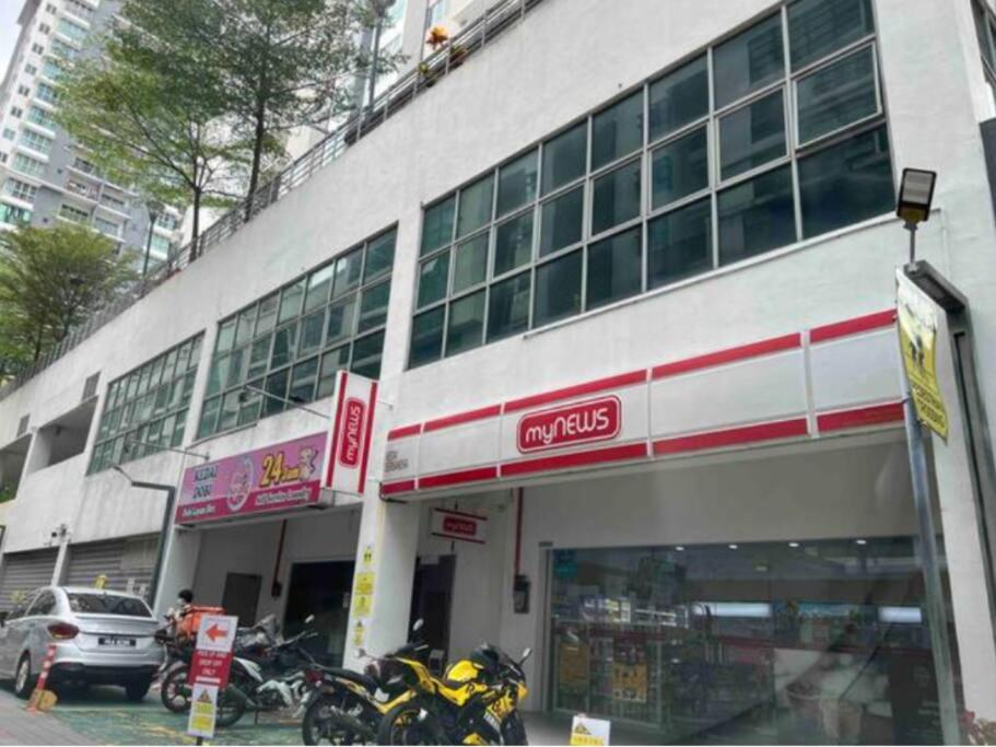 One Room Studio*Wifi*MRT*Lakeview*#1 photo 8
