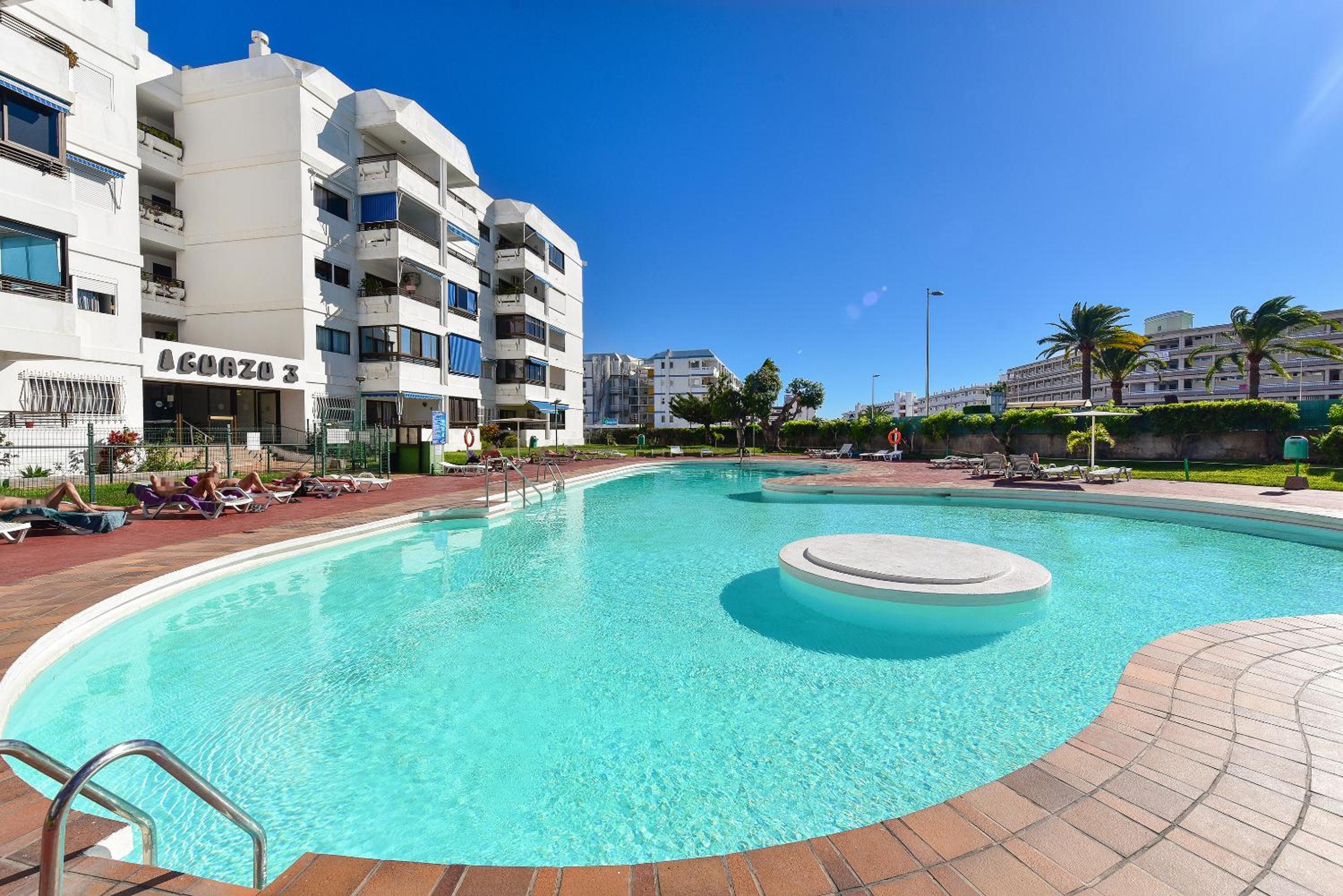 Gran Rapido - Modern 1 bedroom apartment very close to Yumbo